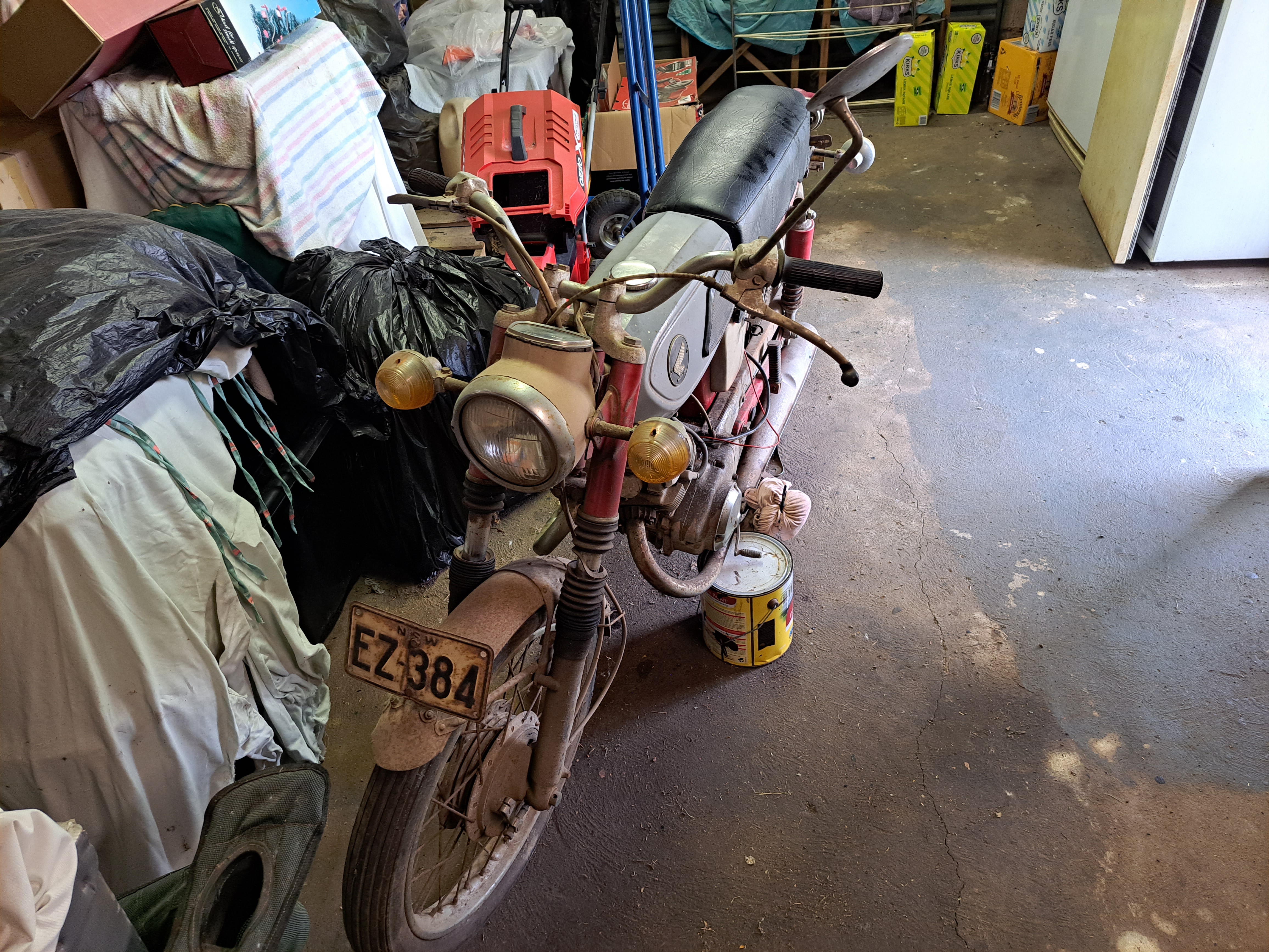 1965 HONDA TWIN CYLINDER 125CC ROAD