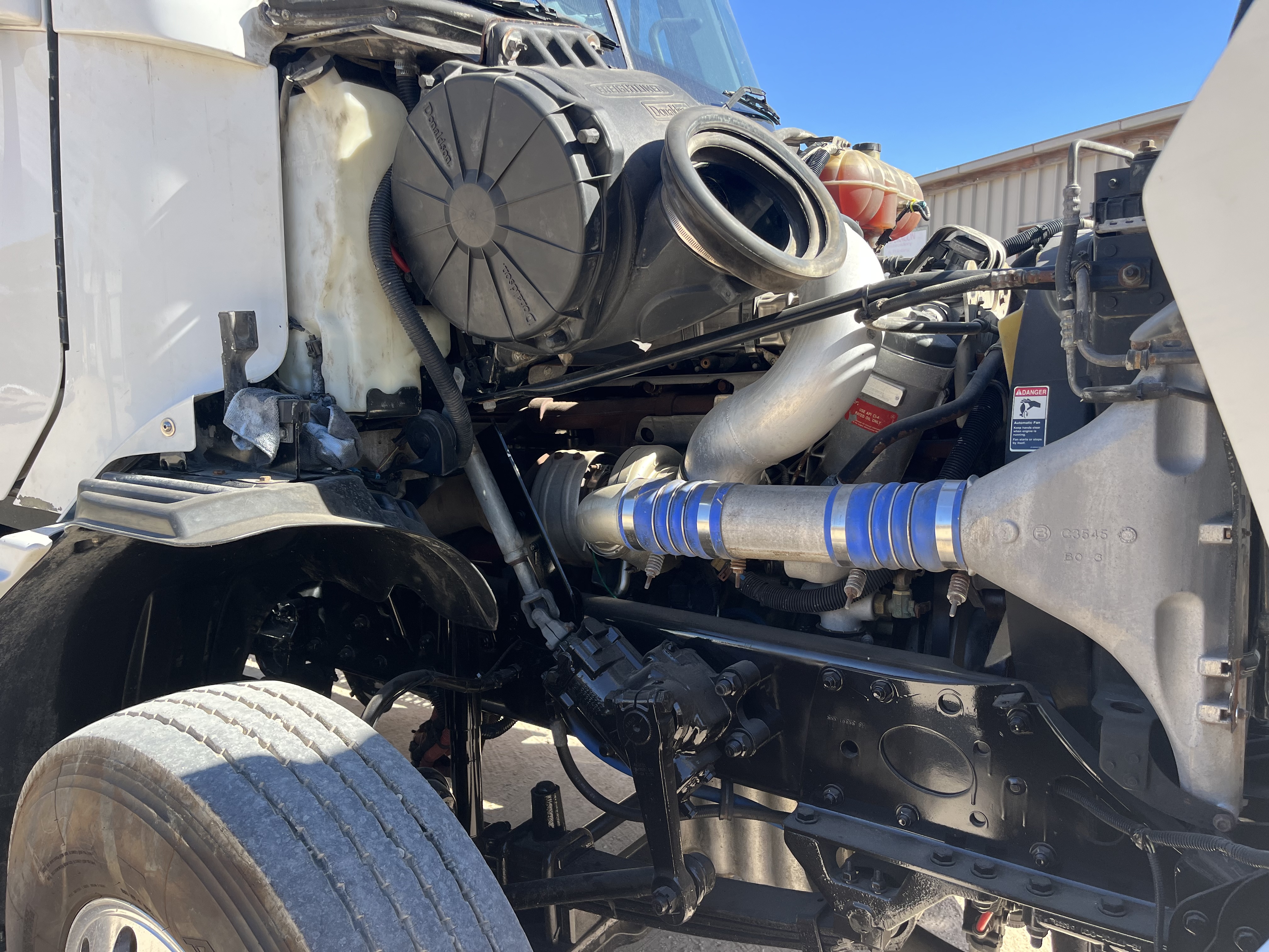 2010 FREIGHTLINER COLUMBIA CL112 TIPPER