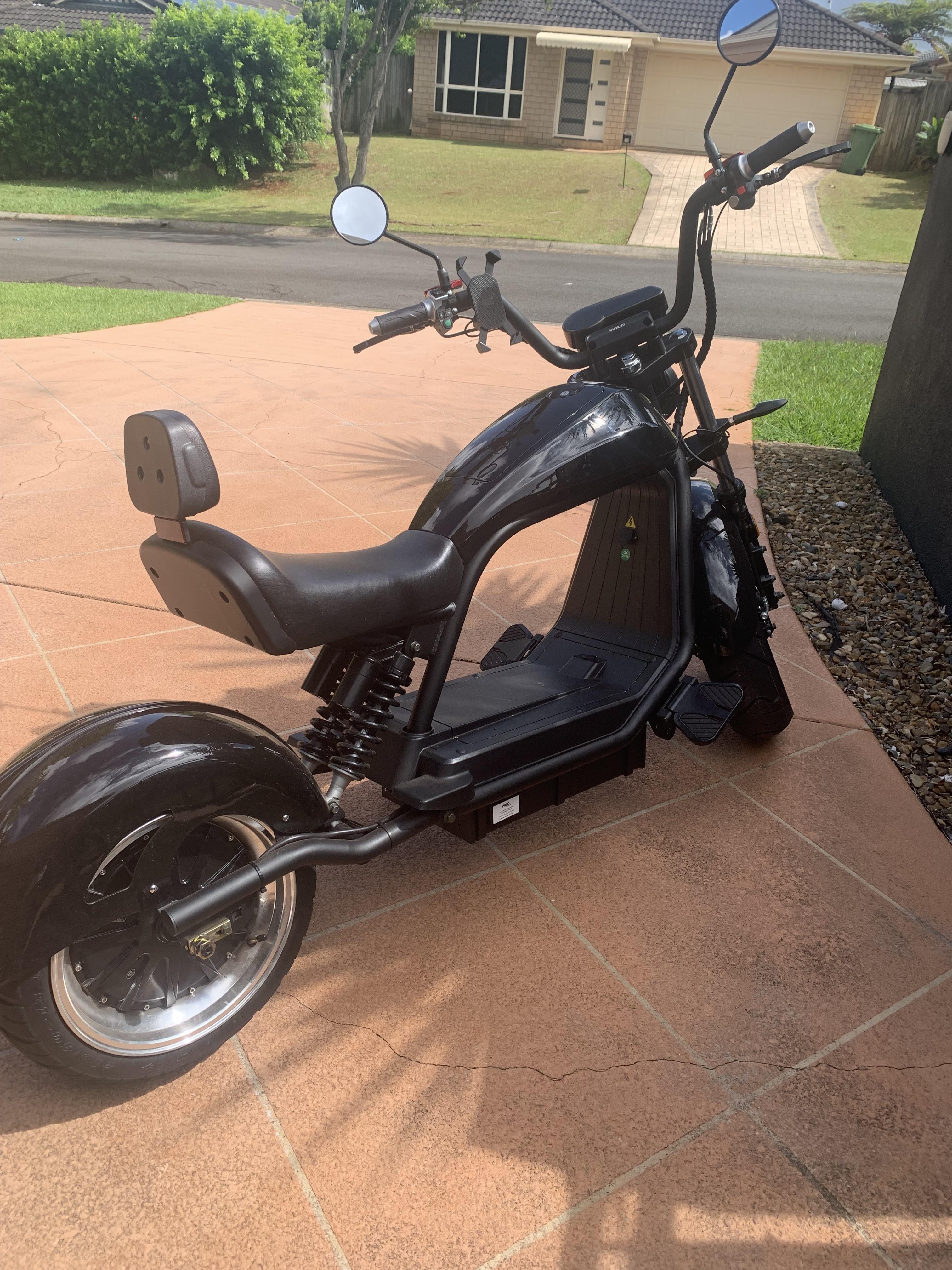 2022 EMOS WYLD THANG SCOOTER