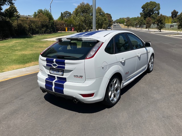 2010 FORD FOCUS LV XR5 TURBO 6 SP MANUAL 5D HATCHBACK