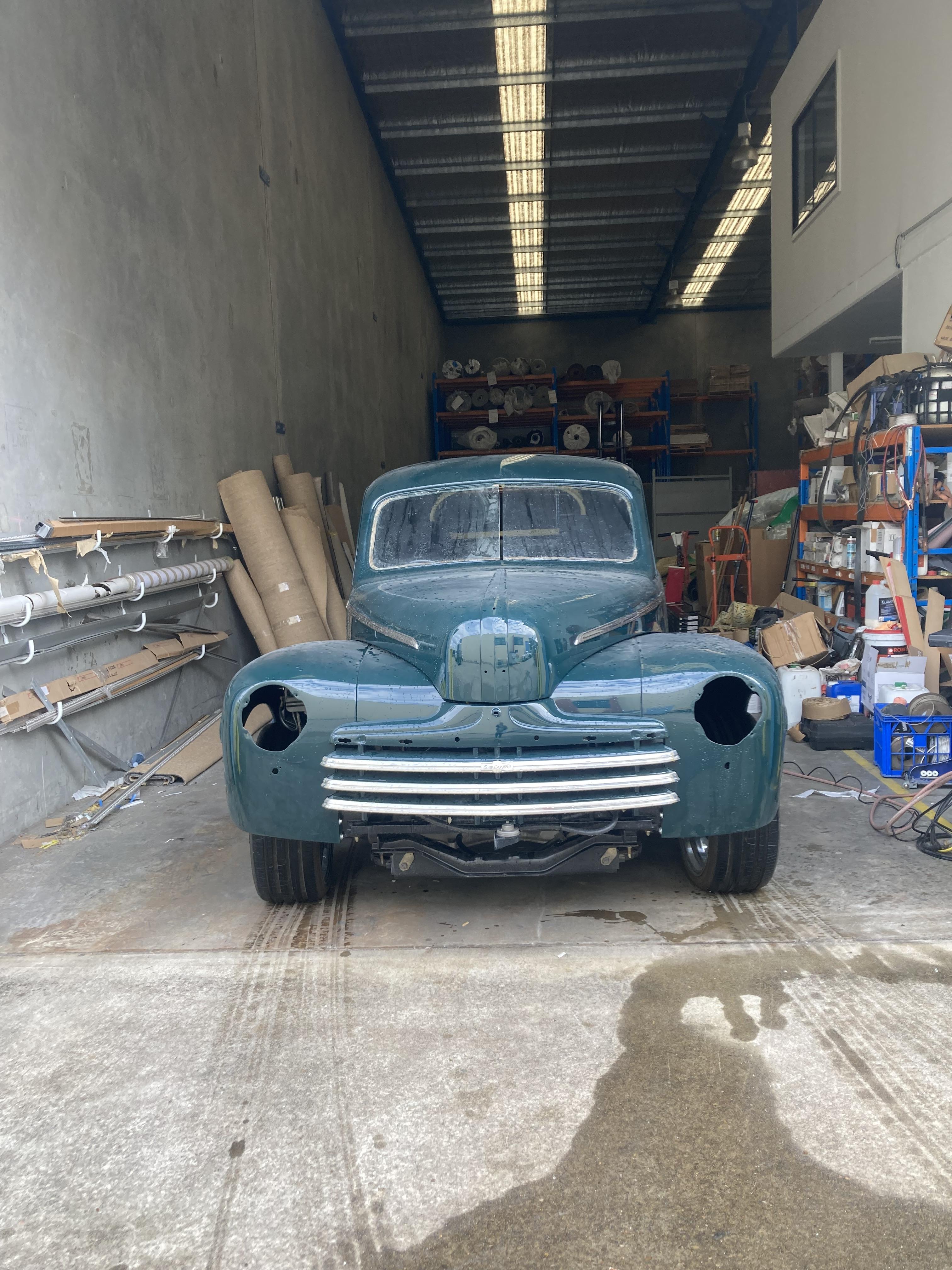 1946 FORD DELUXE UTILITY