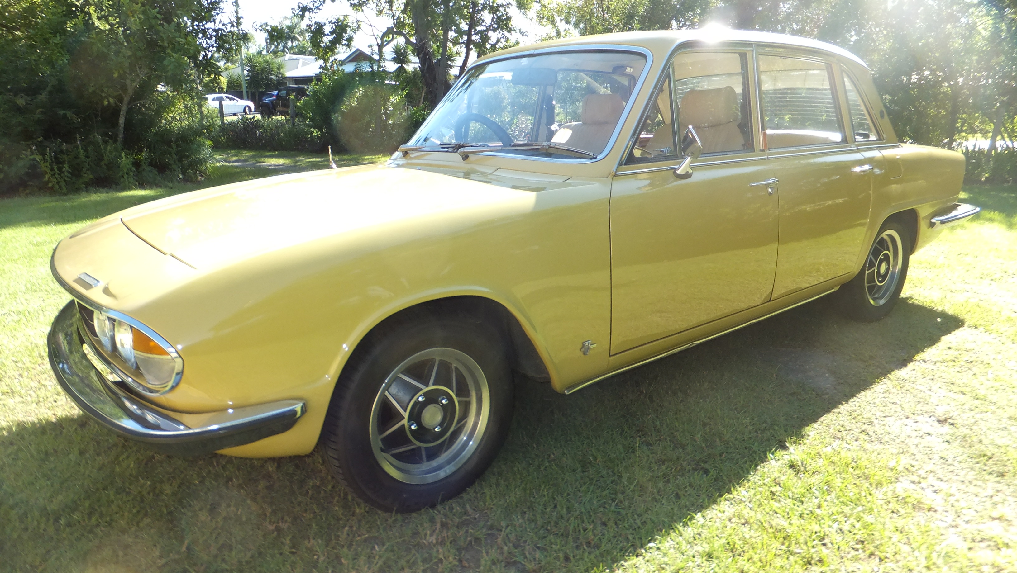1975 TRIUMPH 2500 TC SEDAN