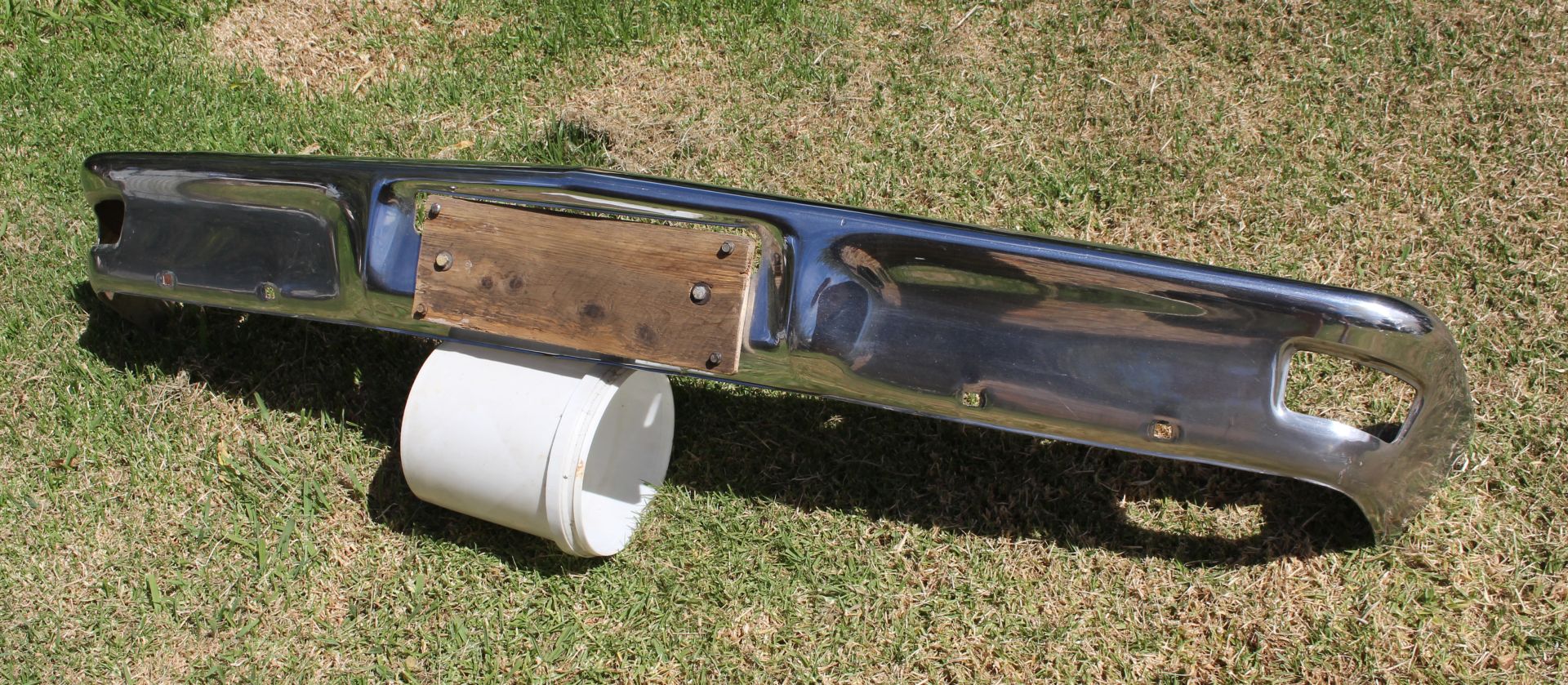 FORD FALCON XM/XP FRONT BUMPER BAR