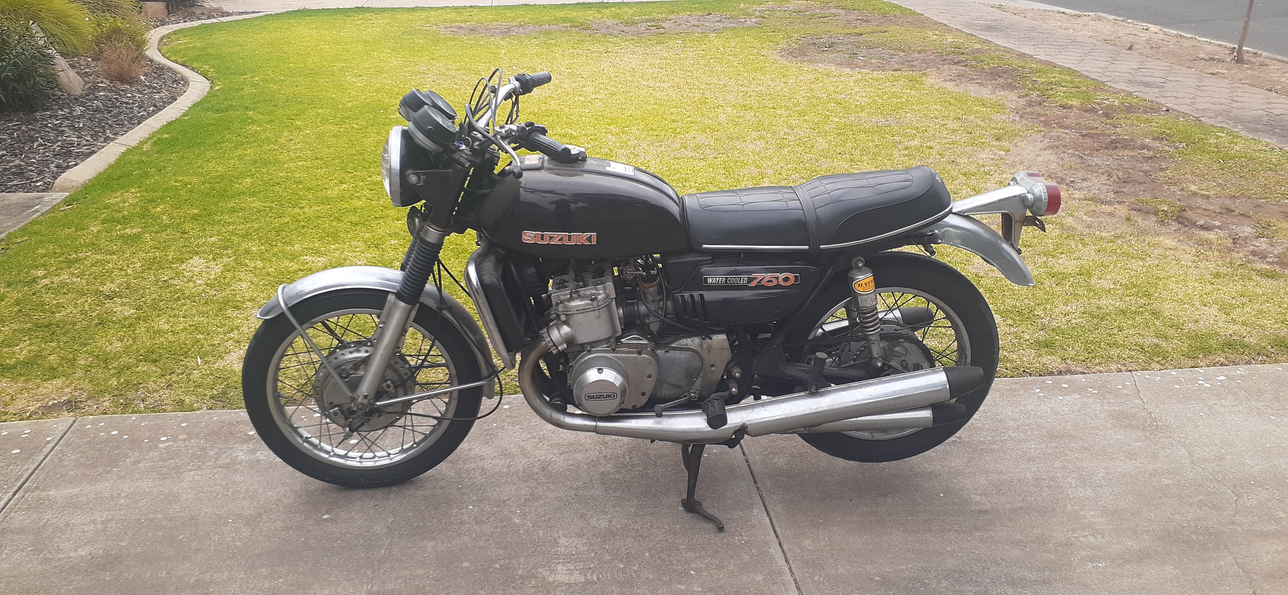 1972 SUZUKI GT750 J ROAD
