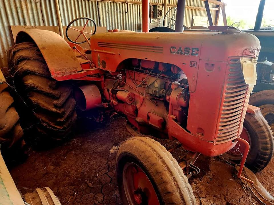 1940-1953 CASE LA TRACTOR