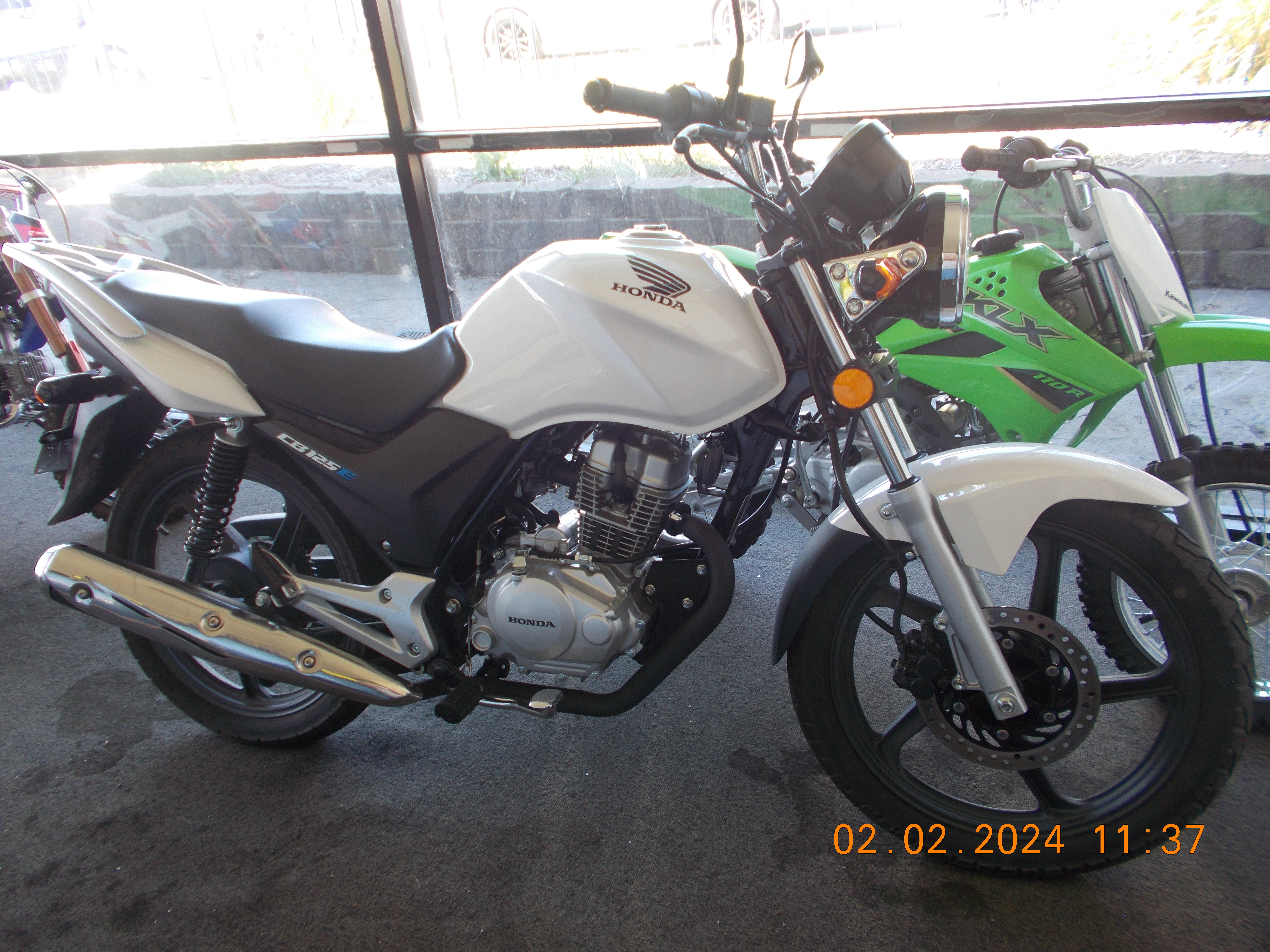 2002 HONDA CB125 ROAD