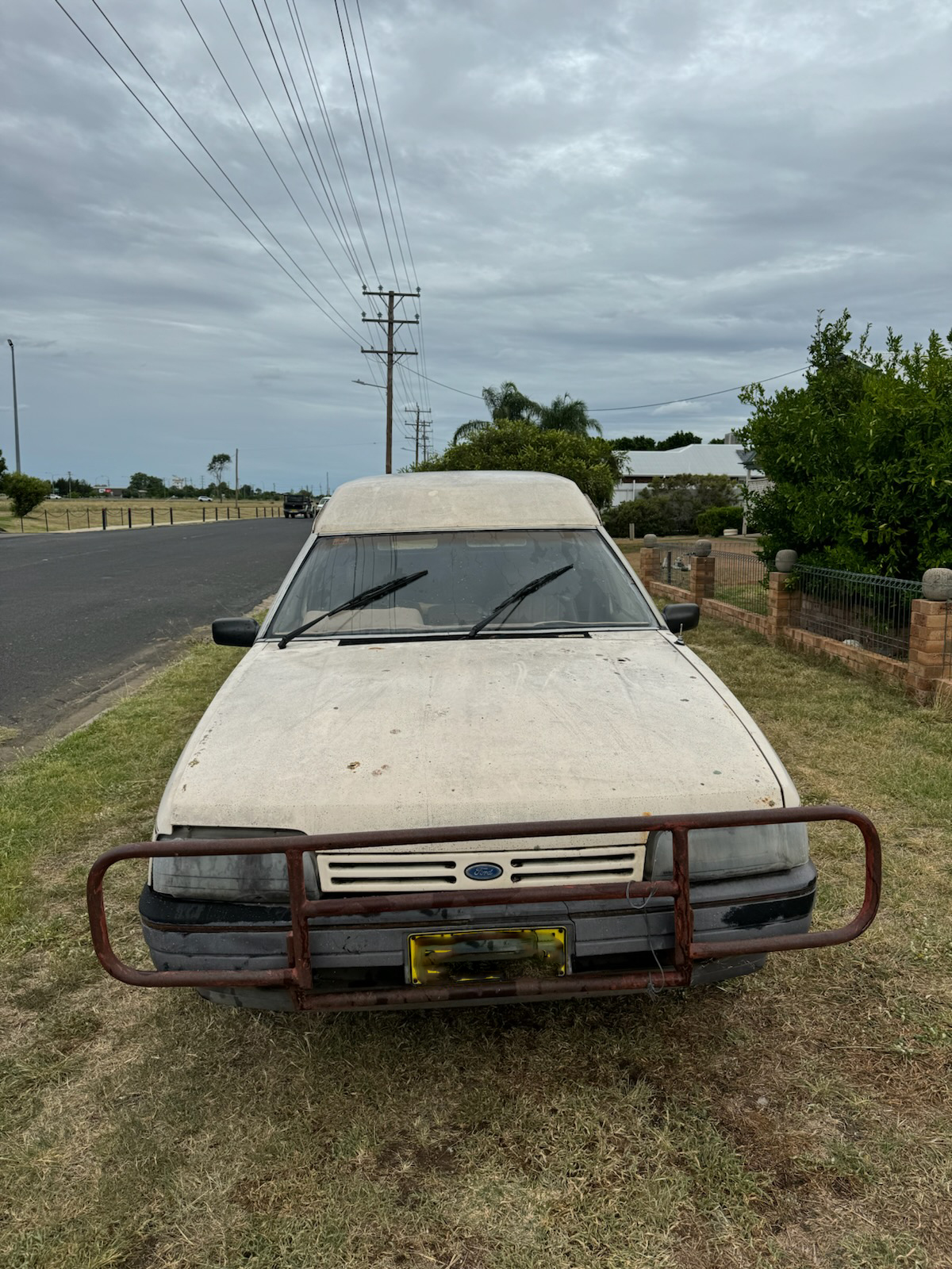 1988 FORD FALCON XF PANEL VAN