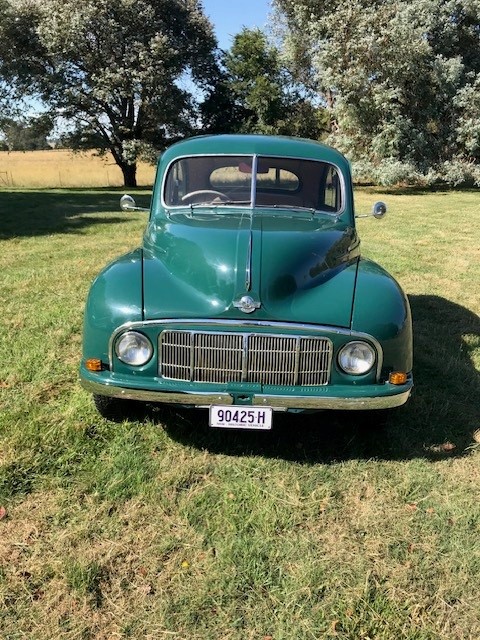 1949 MORRIS MINOR 2D SEDAN 