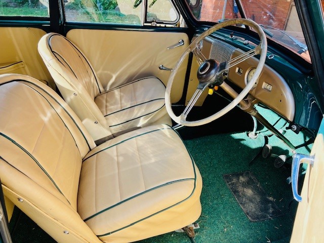 1949 MORRIS MINOR 2D SEDAN 
