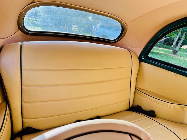 1949 MORRIS MINOR 2D SEDAN 