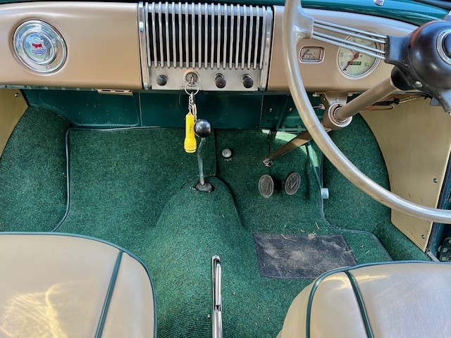 1949 MORRIS MINOR 2D SEDAN 