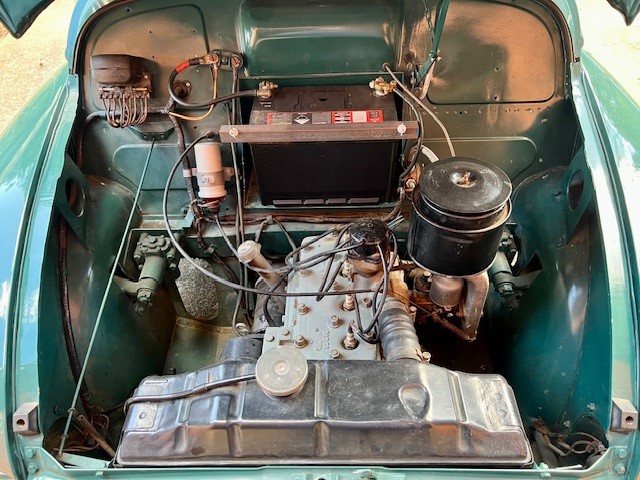 1949 MORRIS MINOR 2D SEDAN 