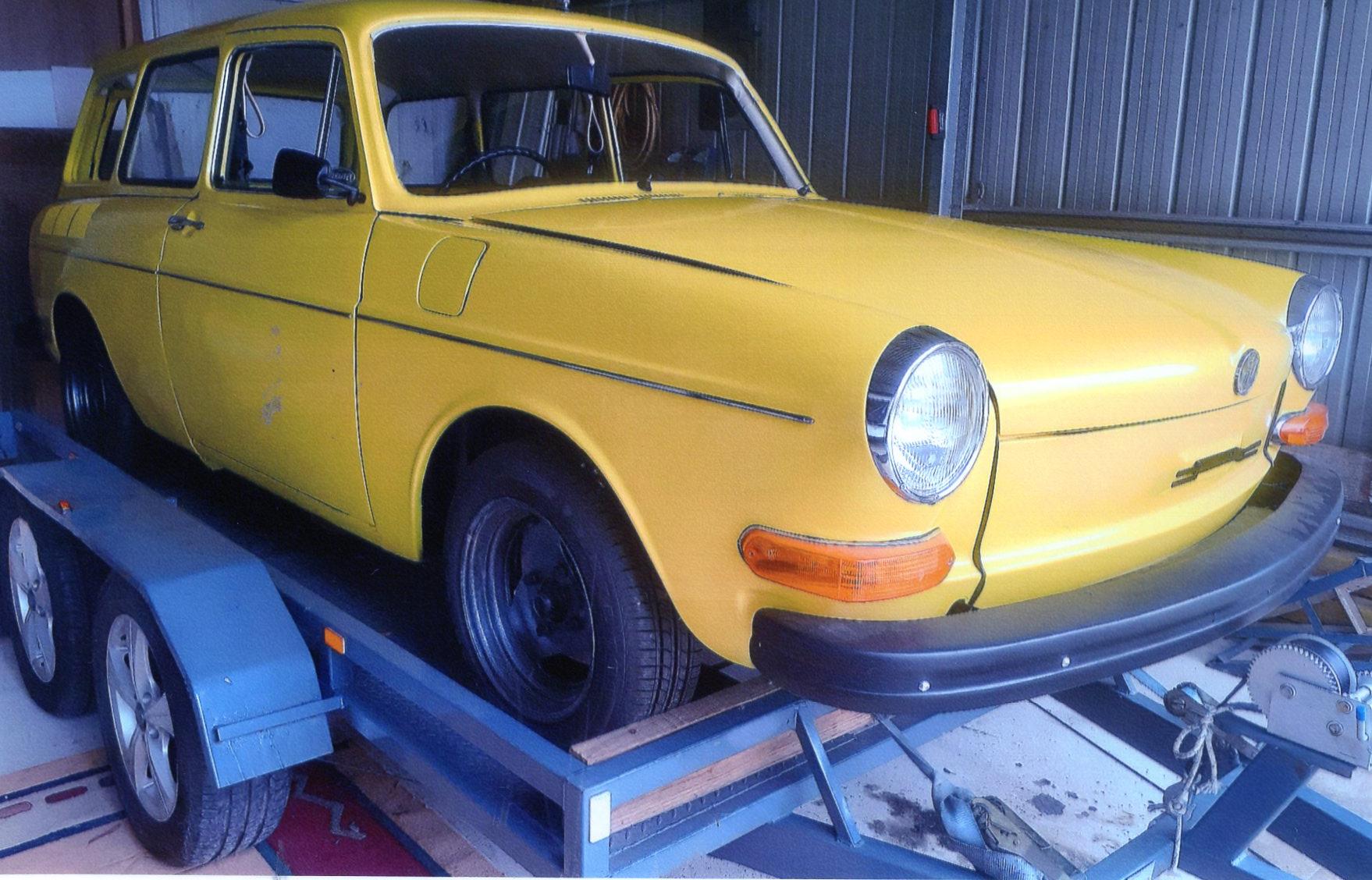 1972 VOLKSWAGEN TYPE 3 SQUARE BACK 2D WAGON