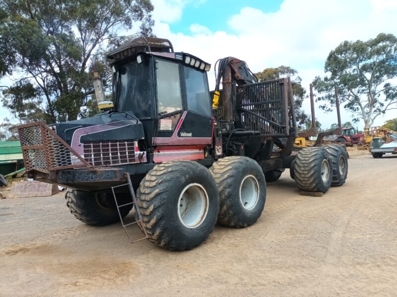 1998 Valmet 890 Log Forwarder