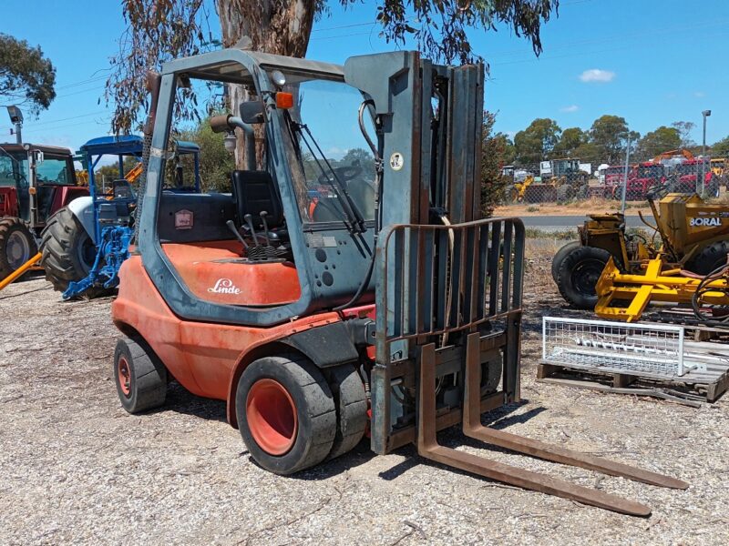 1998 Linde H25T-03 GT Forklift