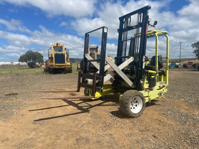 2016 D13-4K FORKLIFT