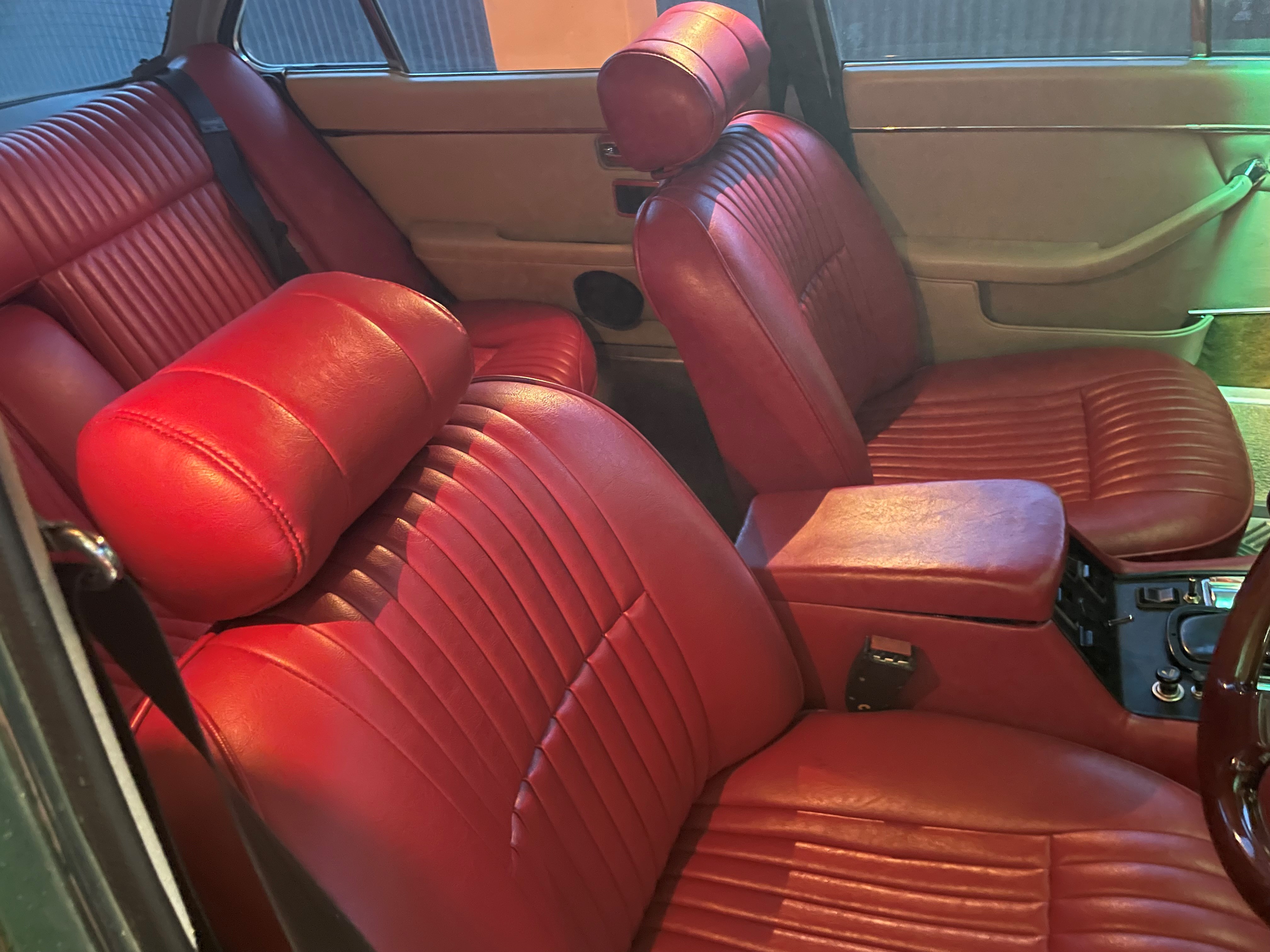 1979 JAGUAR XJ 4.2 SERIES II 3 SP AUTOMATIC 4D SEDAN