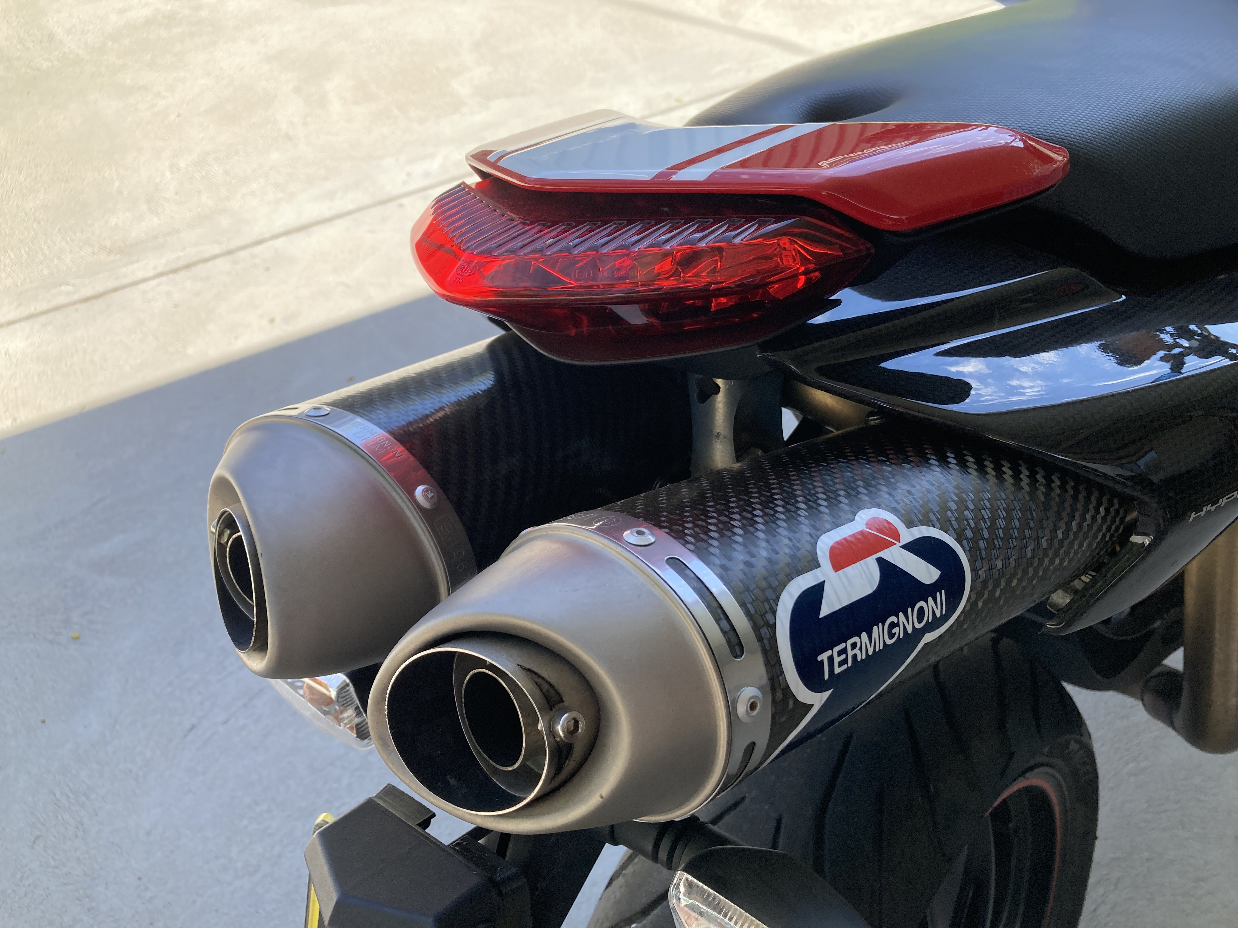 2011 DUCATI HYPERMOTARD 1100 EVO SP DUAL SPORTS 