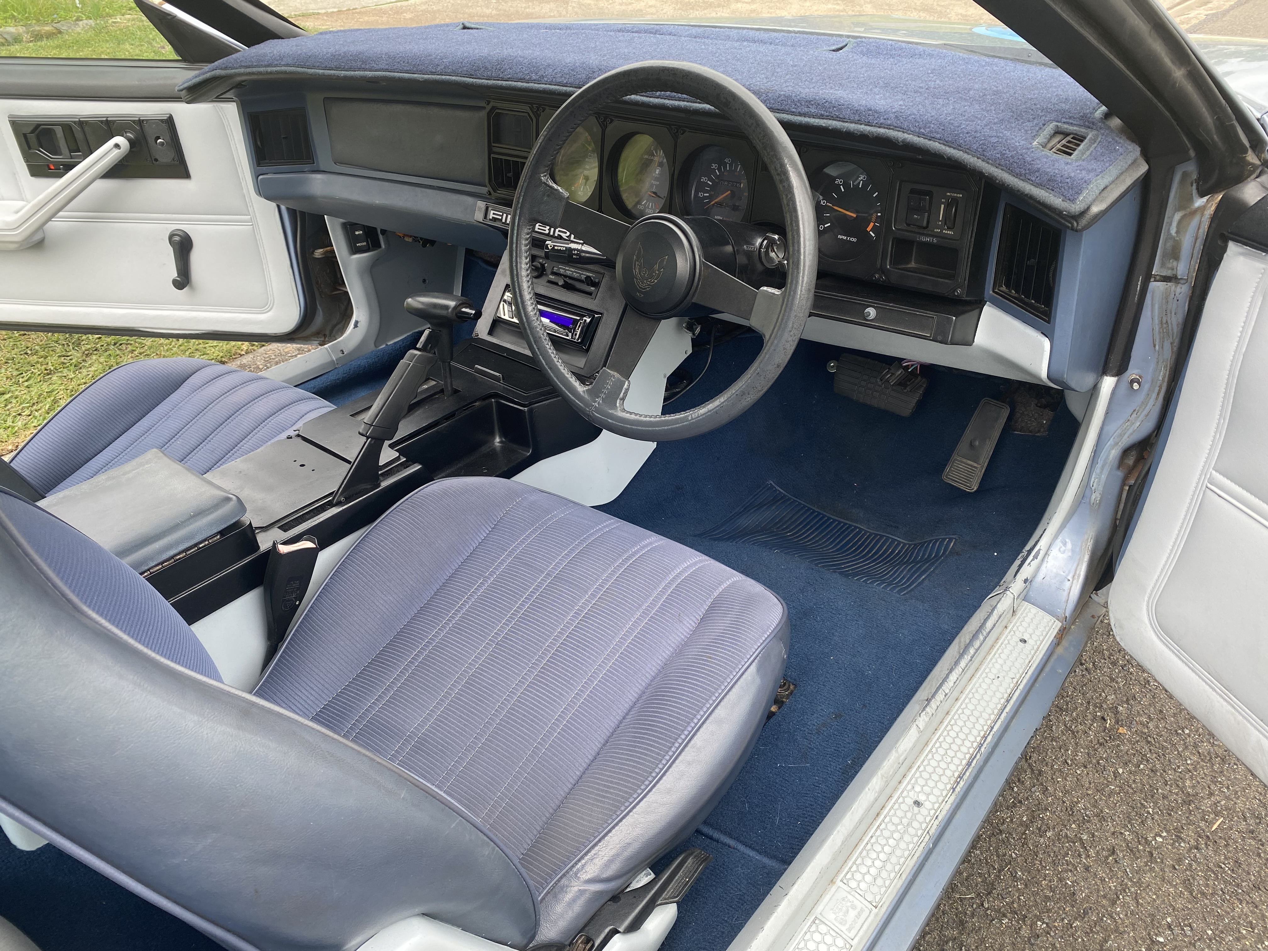 1983 PONTIAC FIREBIRD SE COUPE