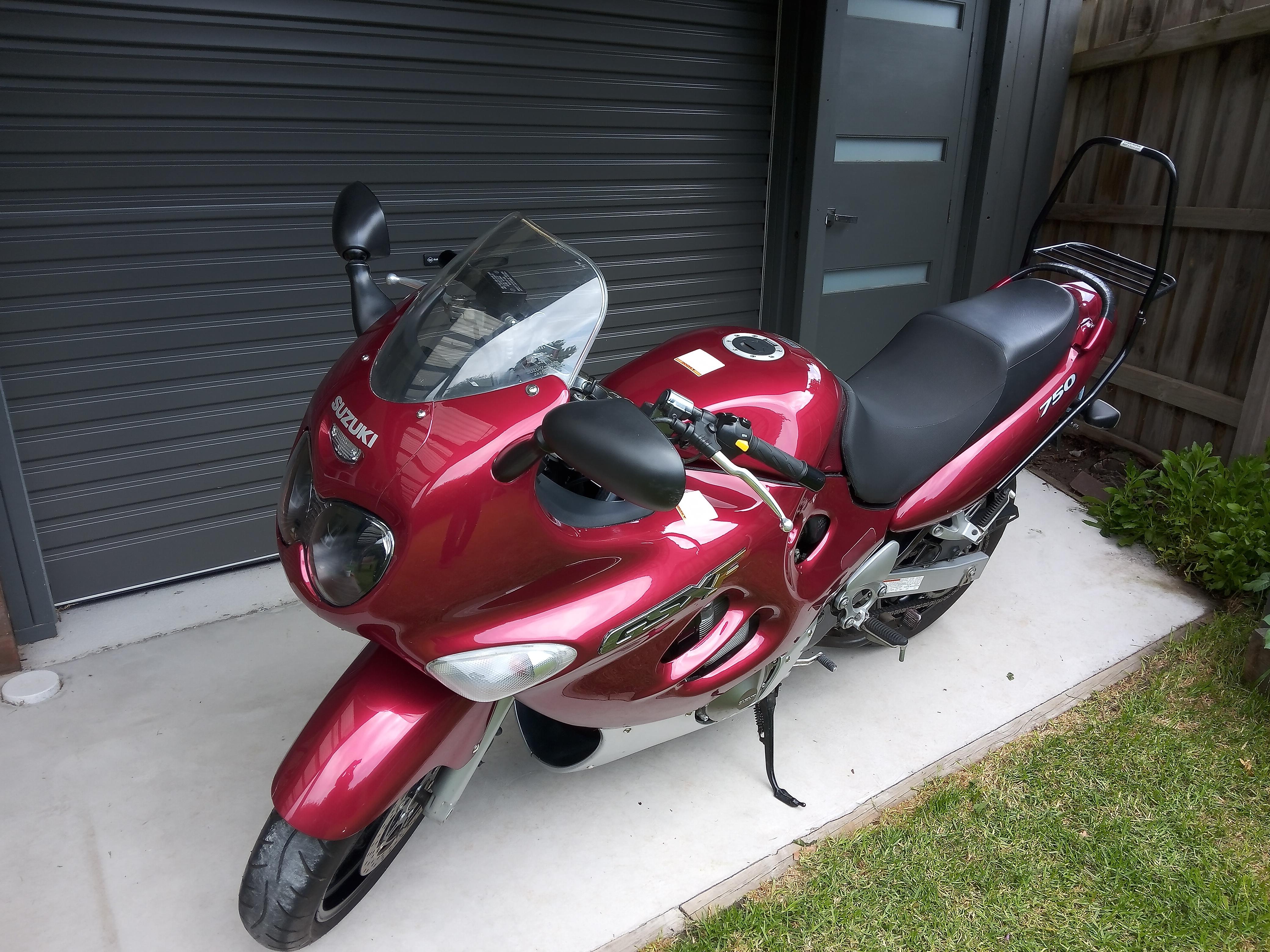 2006 SUZUKI GSX750F ROAD