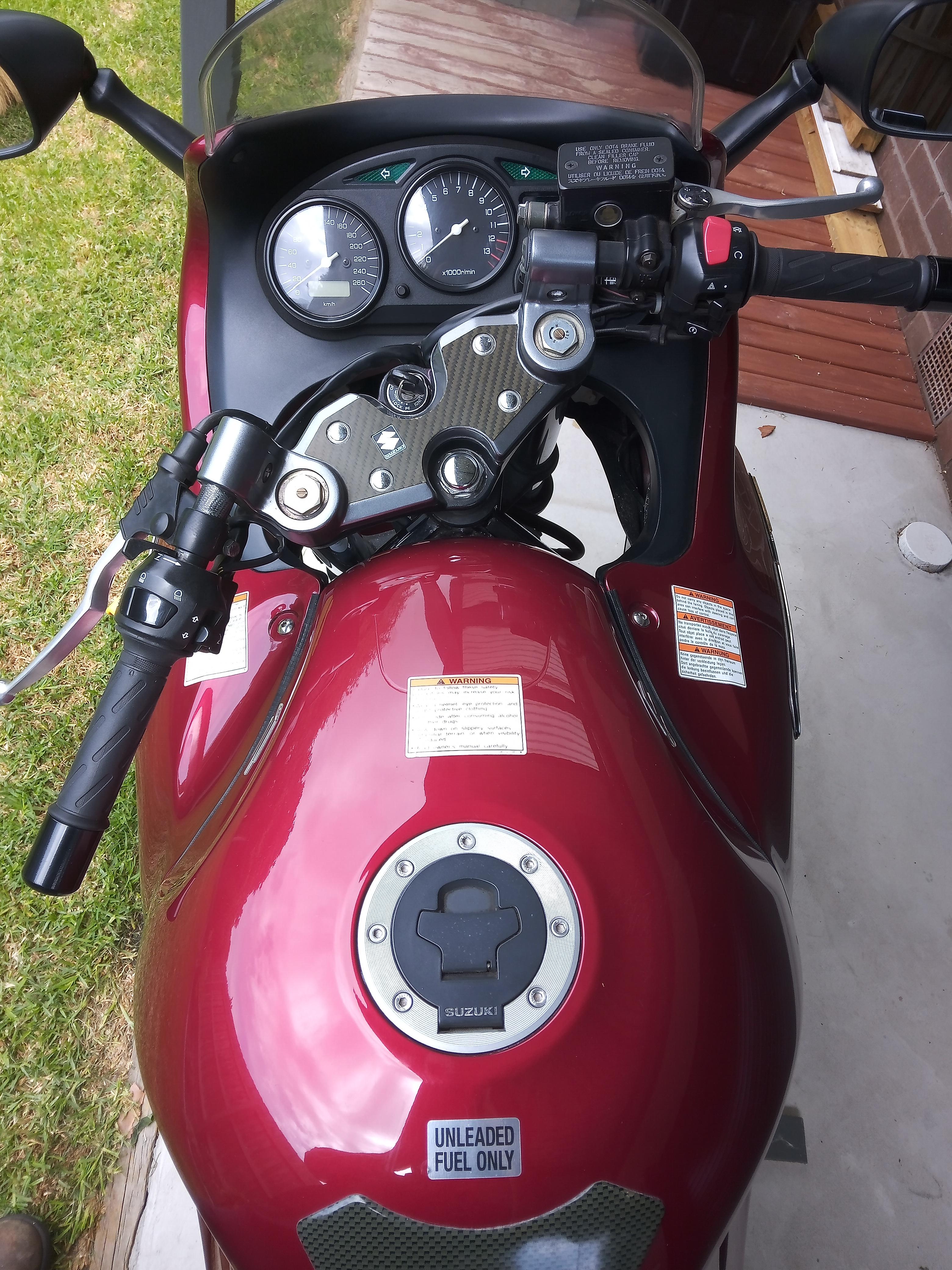 2006 SUZUKI GSX750F ROAD