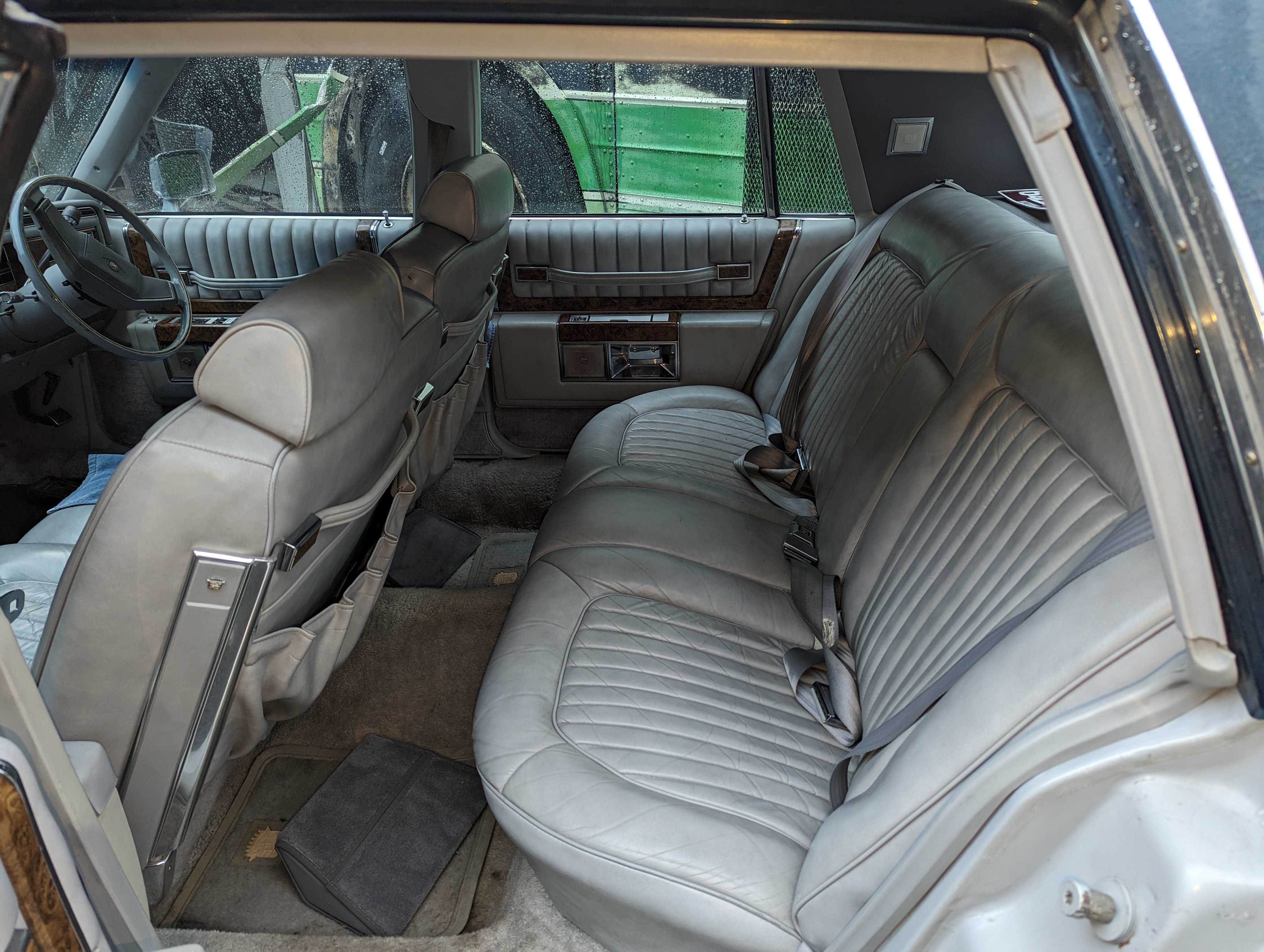 1979 CADILLAC DE VILLE SEDAN