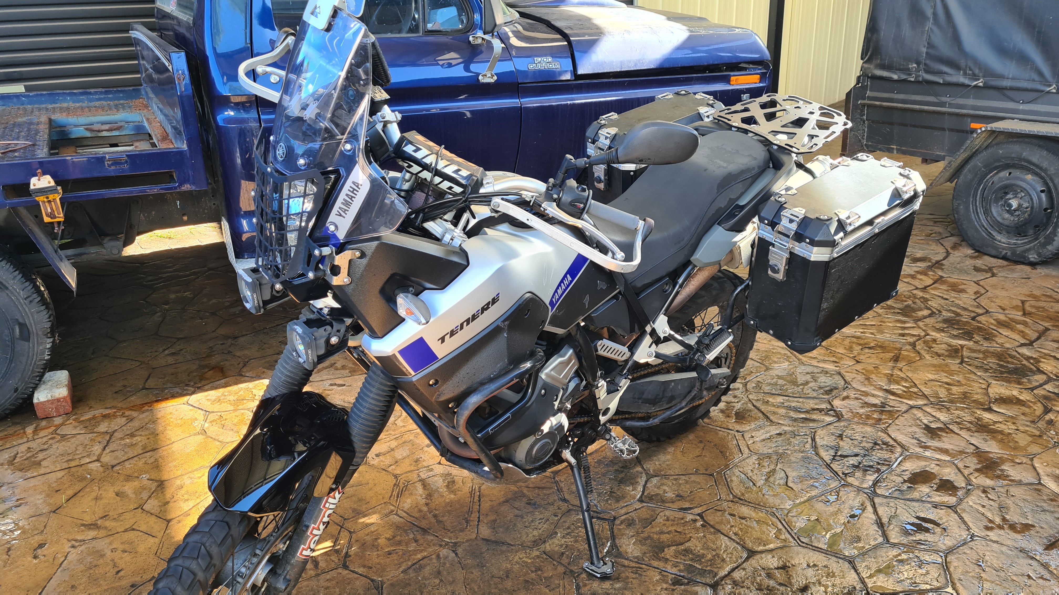 2015 YAMAHA XT660Z TENERE DUAL SPORTS