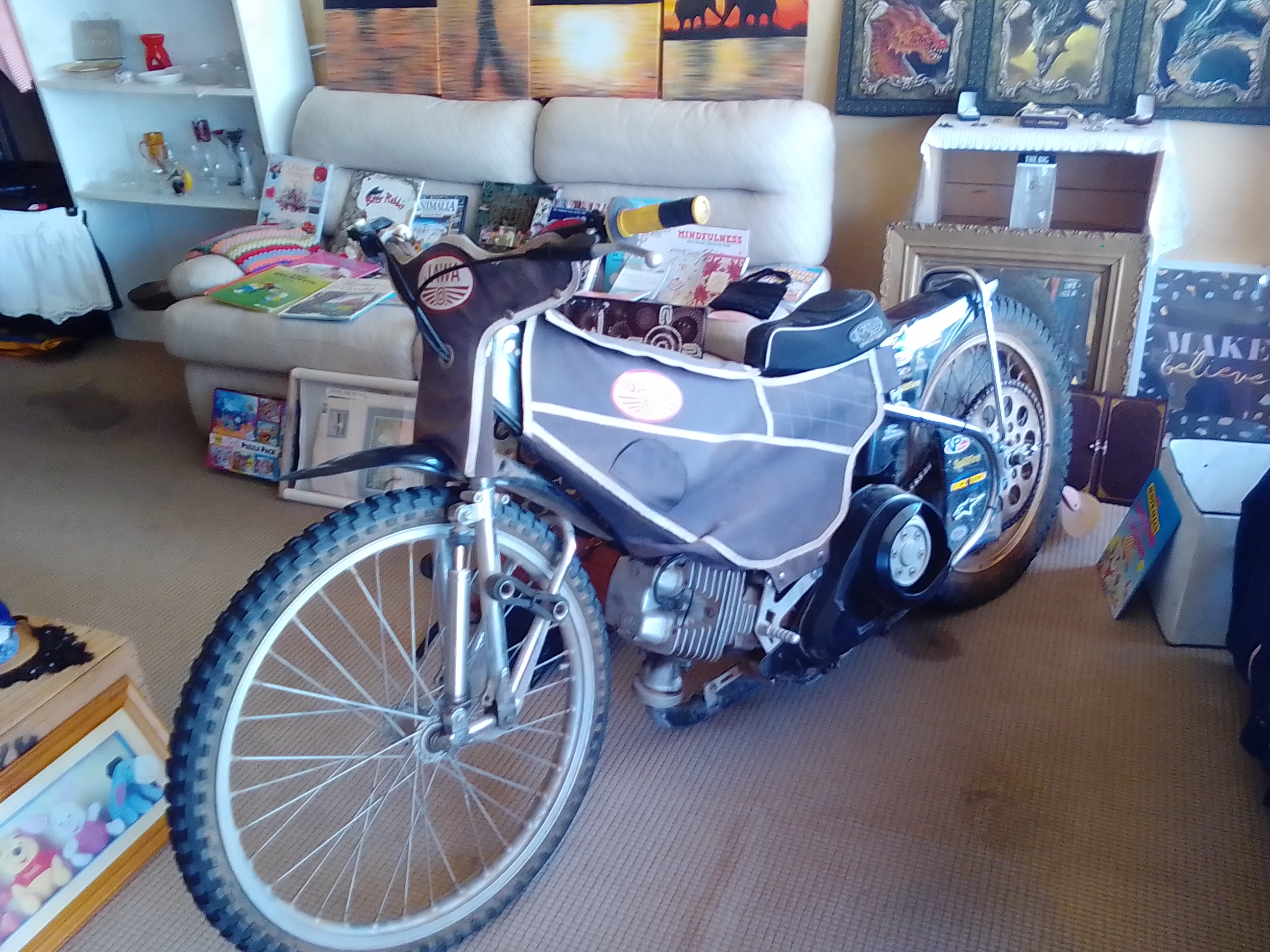 2015 JAWA SOLO ROAD