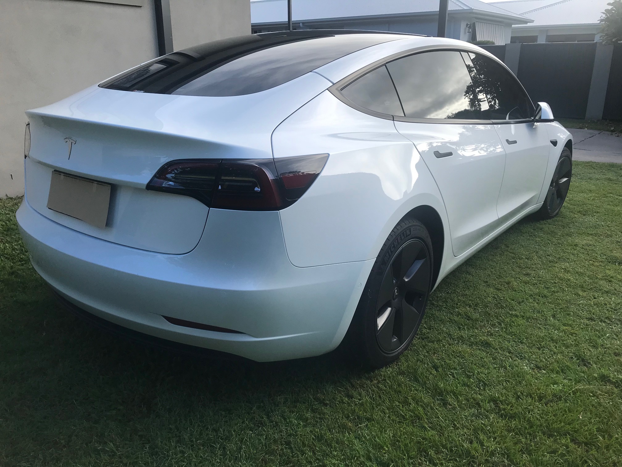 2023 TESLA MODEL 3 MY23 REAR-WHEEL DRIVE 1 SP AUTOMATIC 4D SEDAN