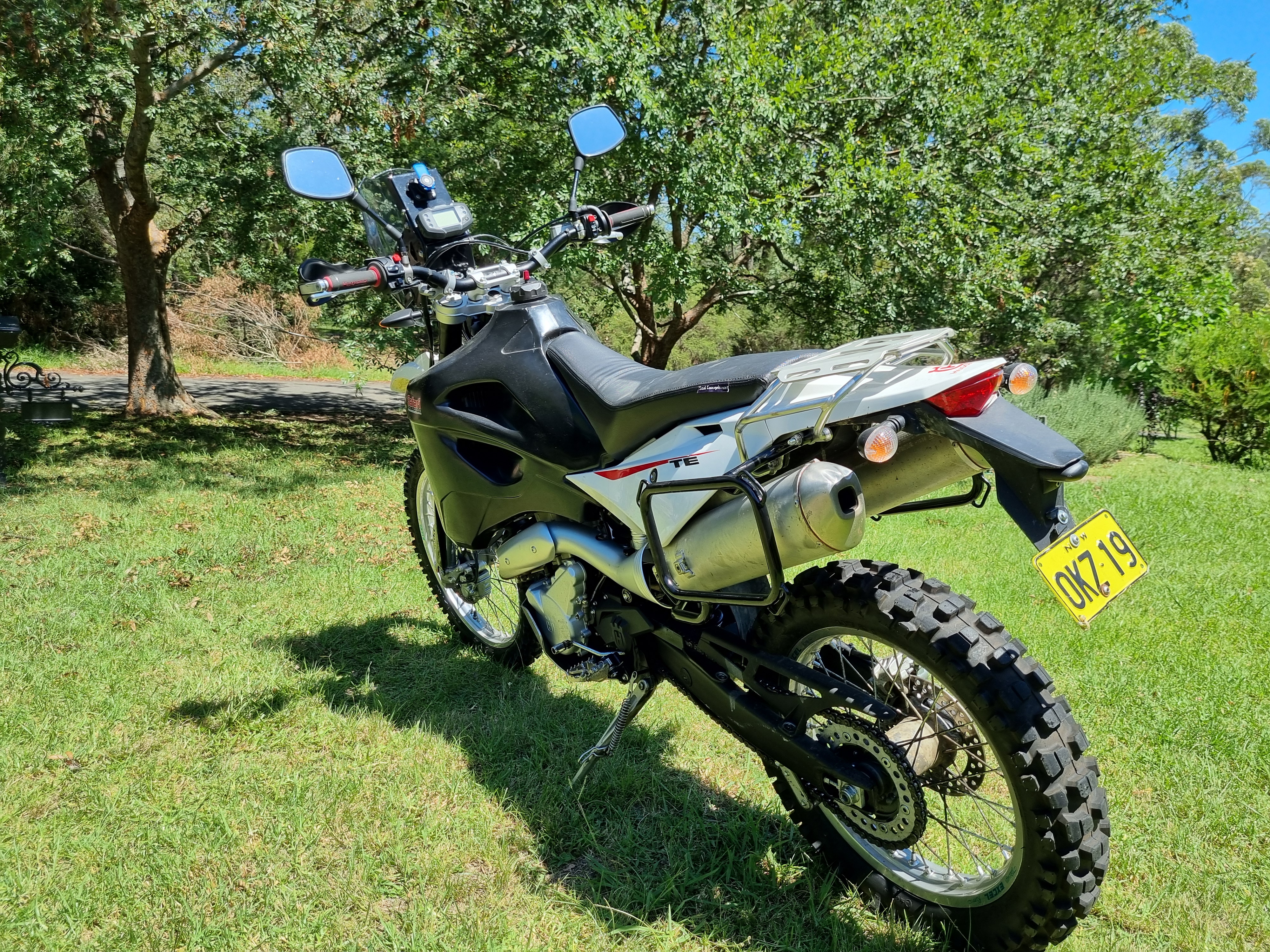 2011 HUSQVARNA TE 630 DUAL SPORTS