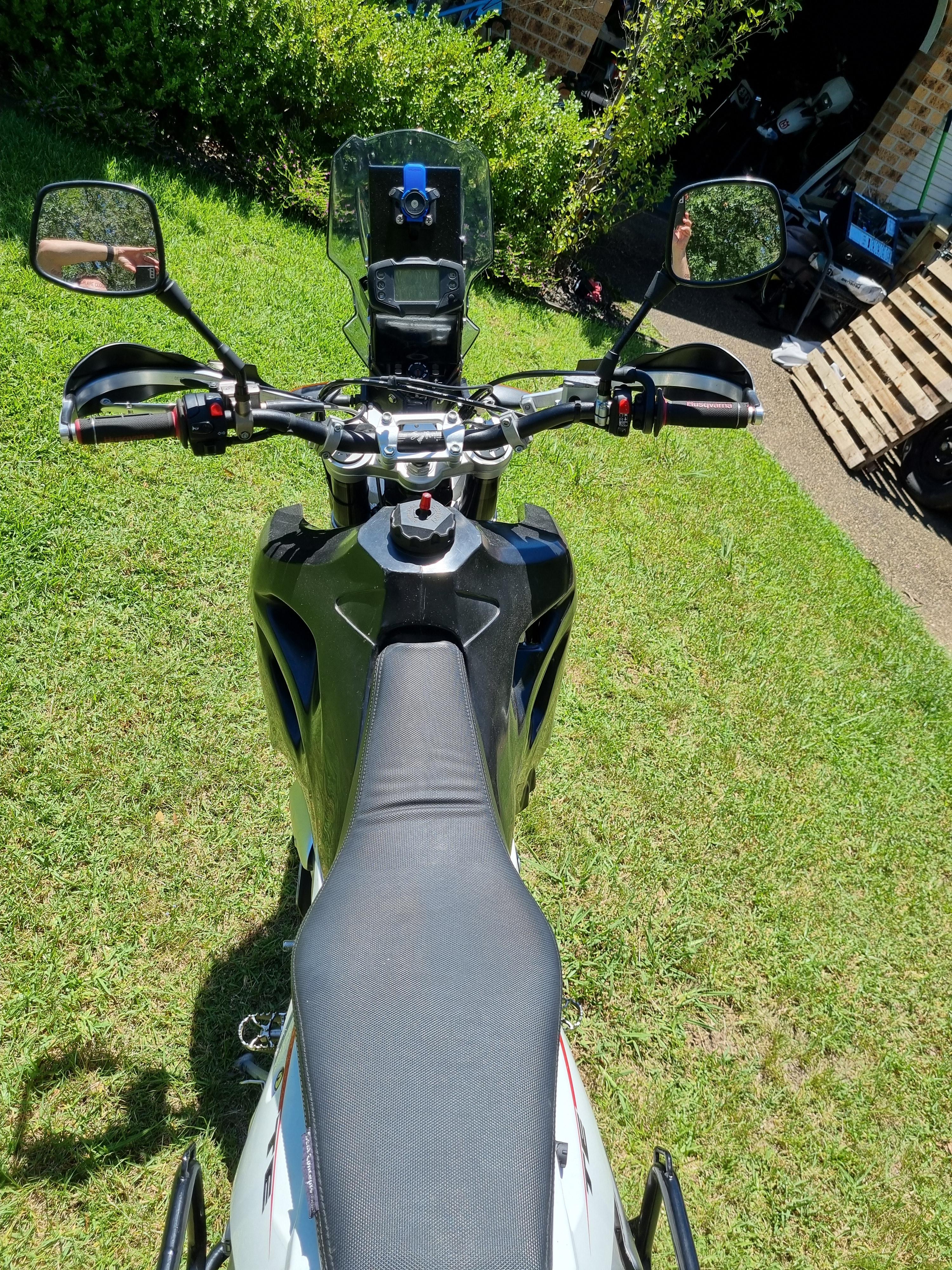 2011 HUSQVARNA TE 630 DUAL SPORTS