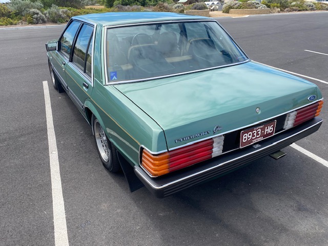 1982 FORD FAIRMONT XE GHIA SEDAN 
