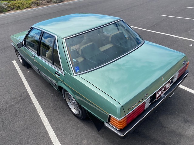 1982 FORD FAIRMONT XE GHIA SEDAN 