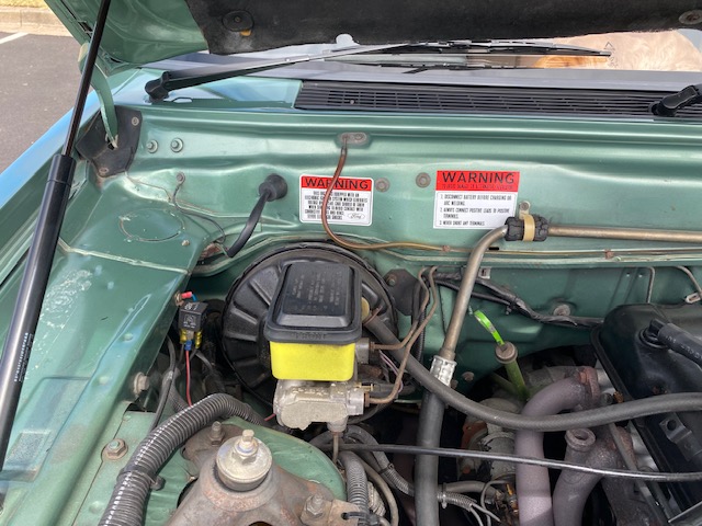 1982 FORD FAIRMONT XE GHIA SEDAN 