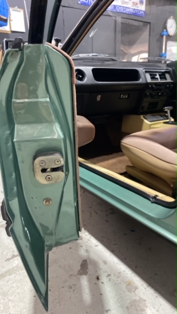 1982 FORD FAIRMONT XE GHIA SEDAN 