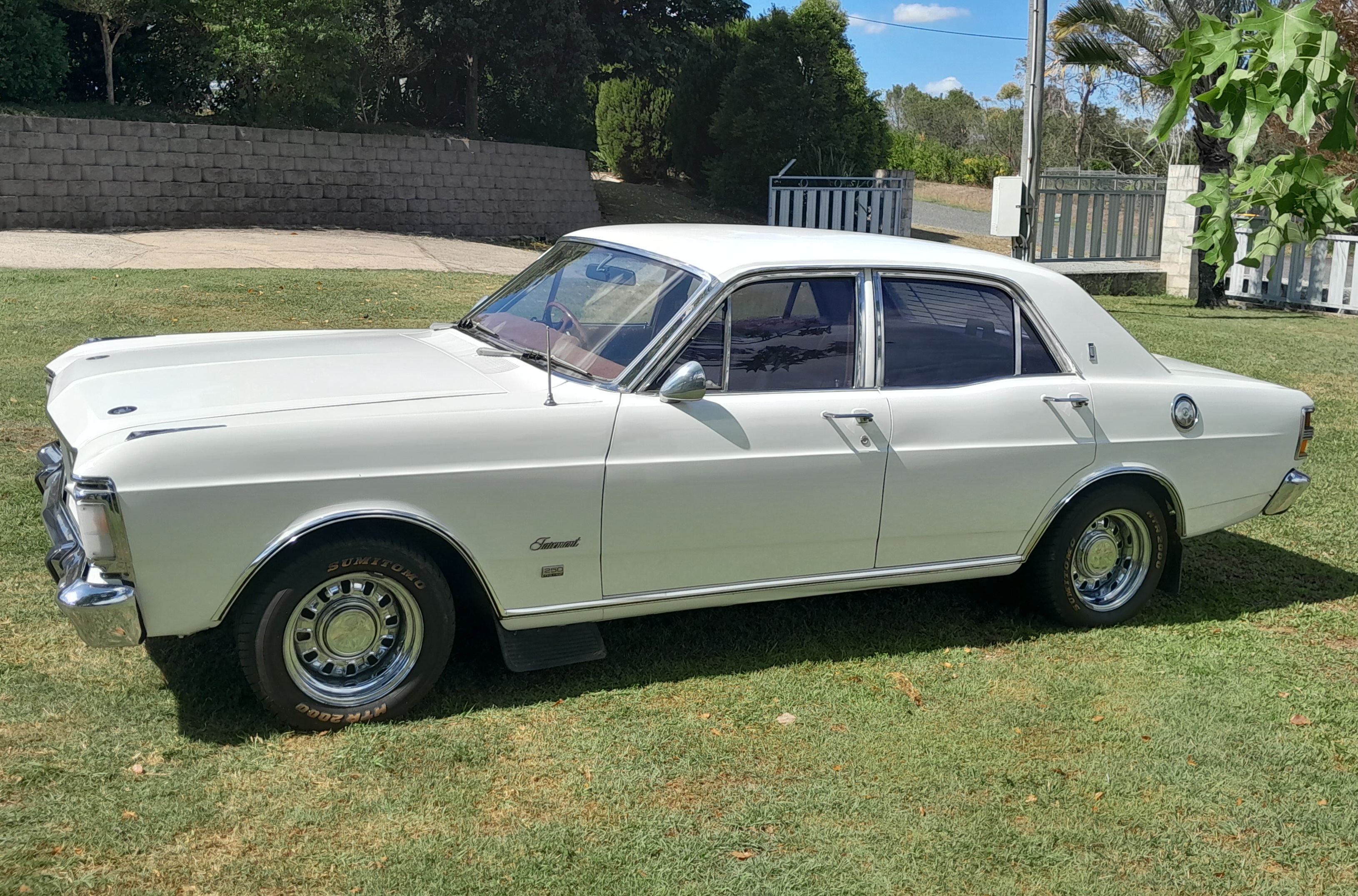1971 FORD FAIRMONT XY Y CODE AUTOMATIC SEDAN