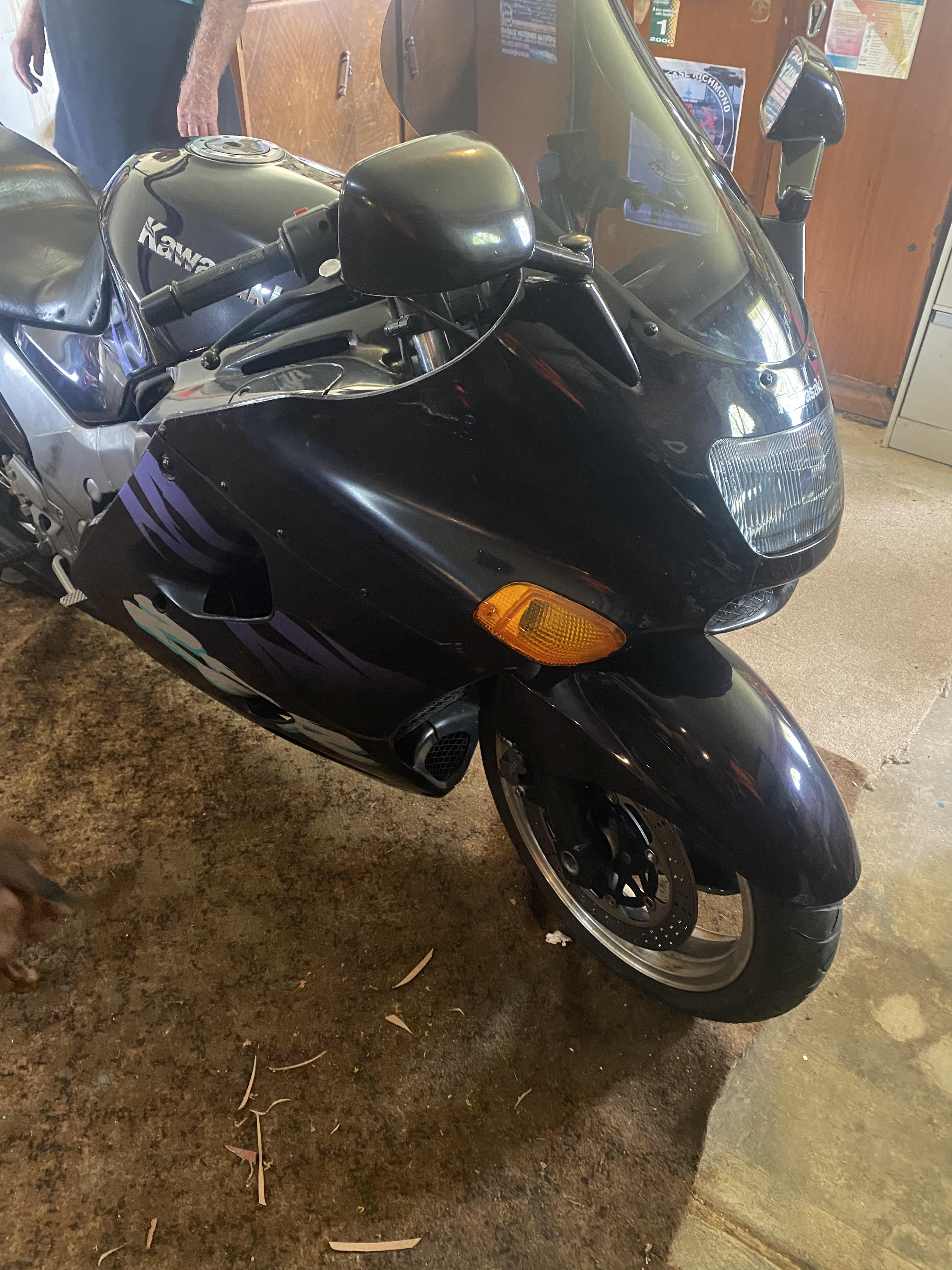 1995 KAWASAKI ZZR SPORTS TOURER