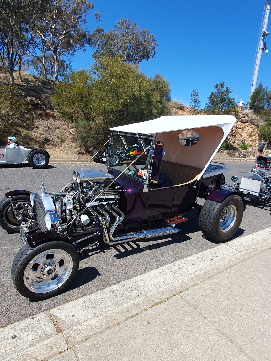 1923 FORD T BUCKET AUTOMATIC CONVERTIBLE HOT ROD