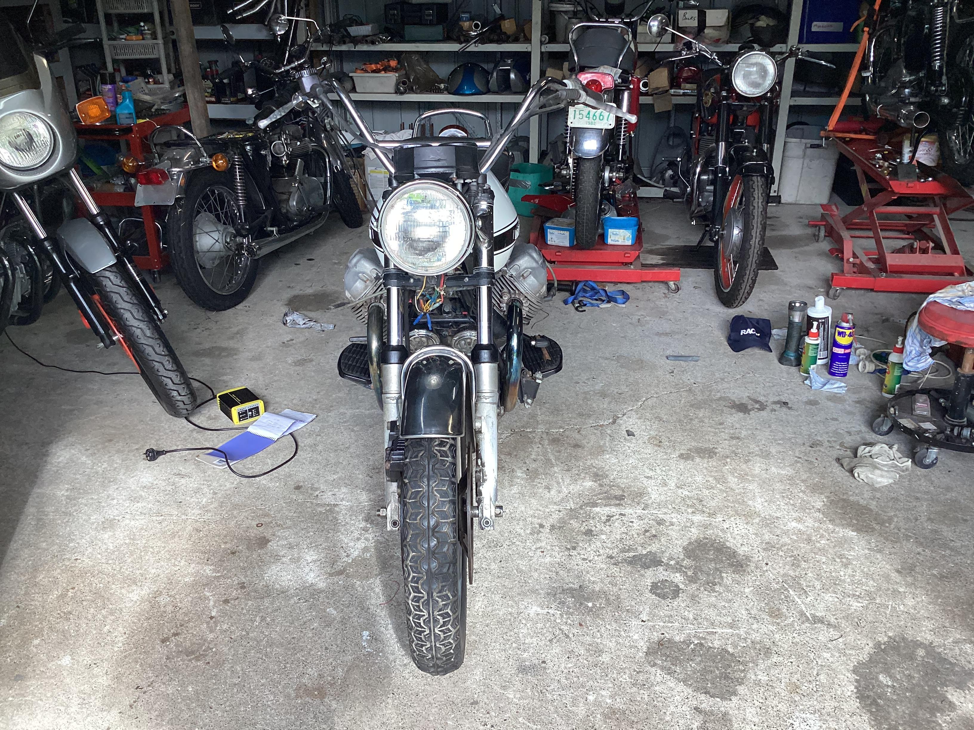 1977 MOTO GUZZI 850 T3 ROAD 