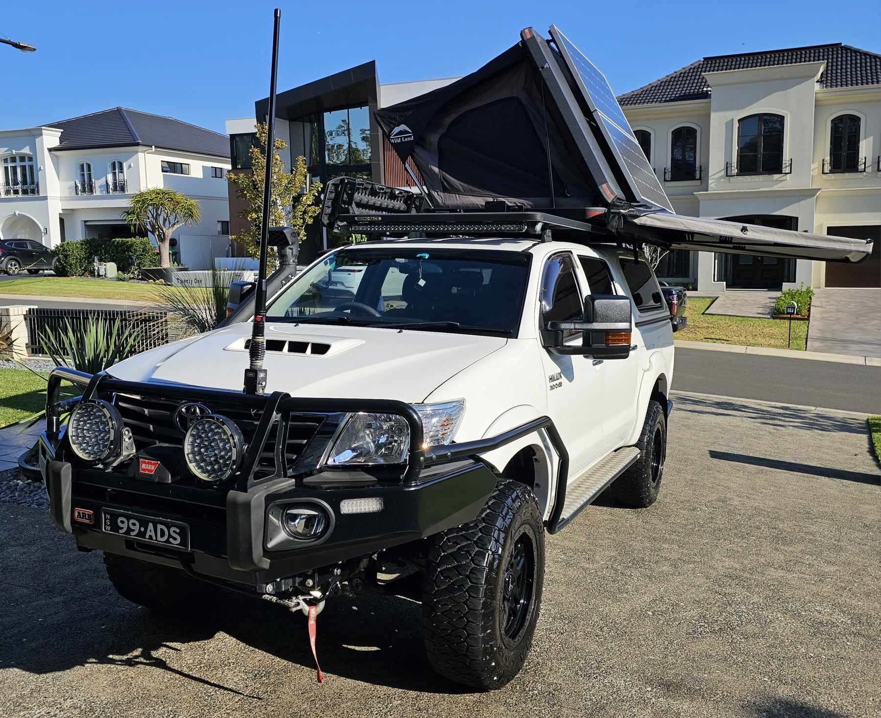 2015 TOYOTA HILUX GGN15R MY14 SR5 5 SP AUTOMATIC DUAL CAB P/UP