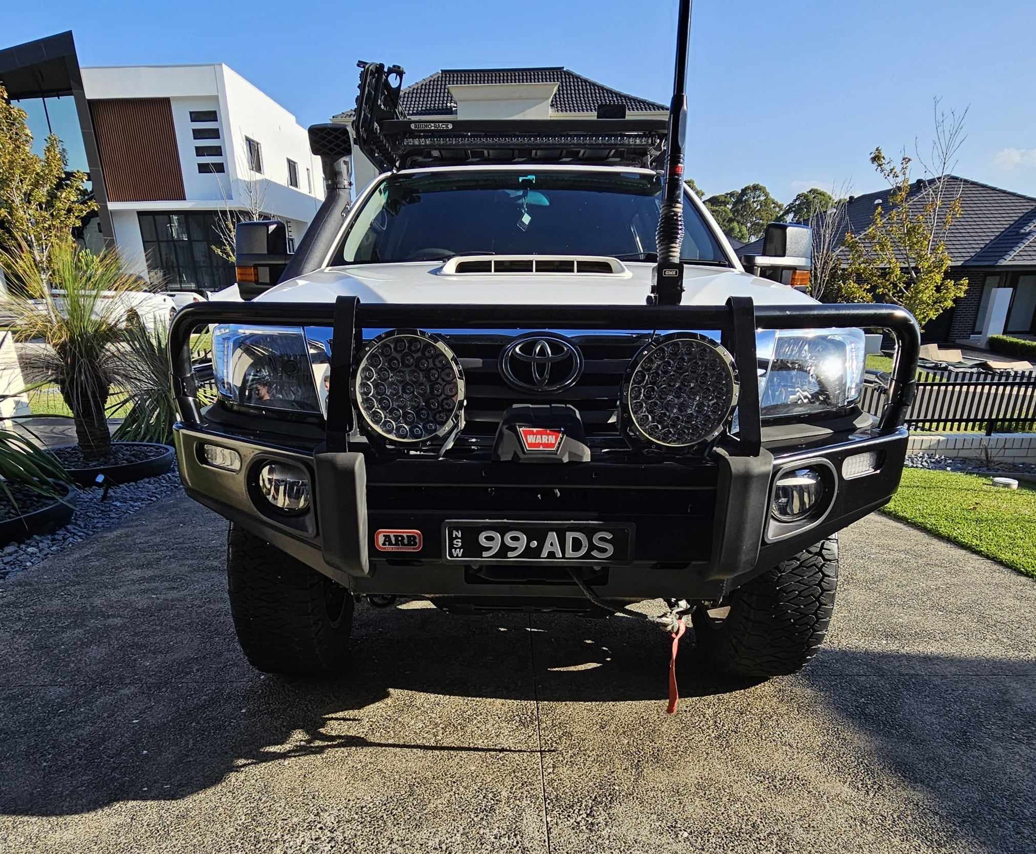2015 TOYOTA HILUX GGN15R MY14 SR5 5 SP AUTOMATIC DUAL CAB P/UP
