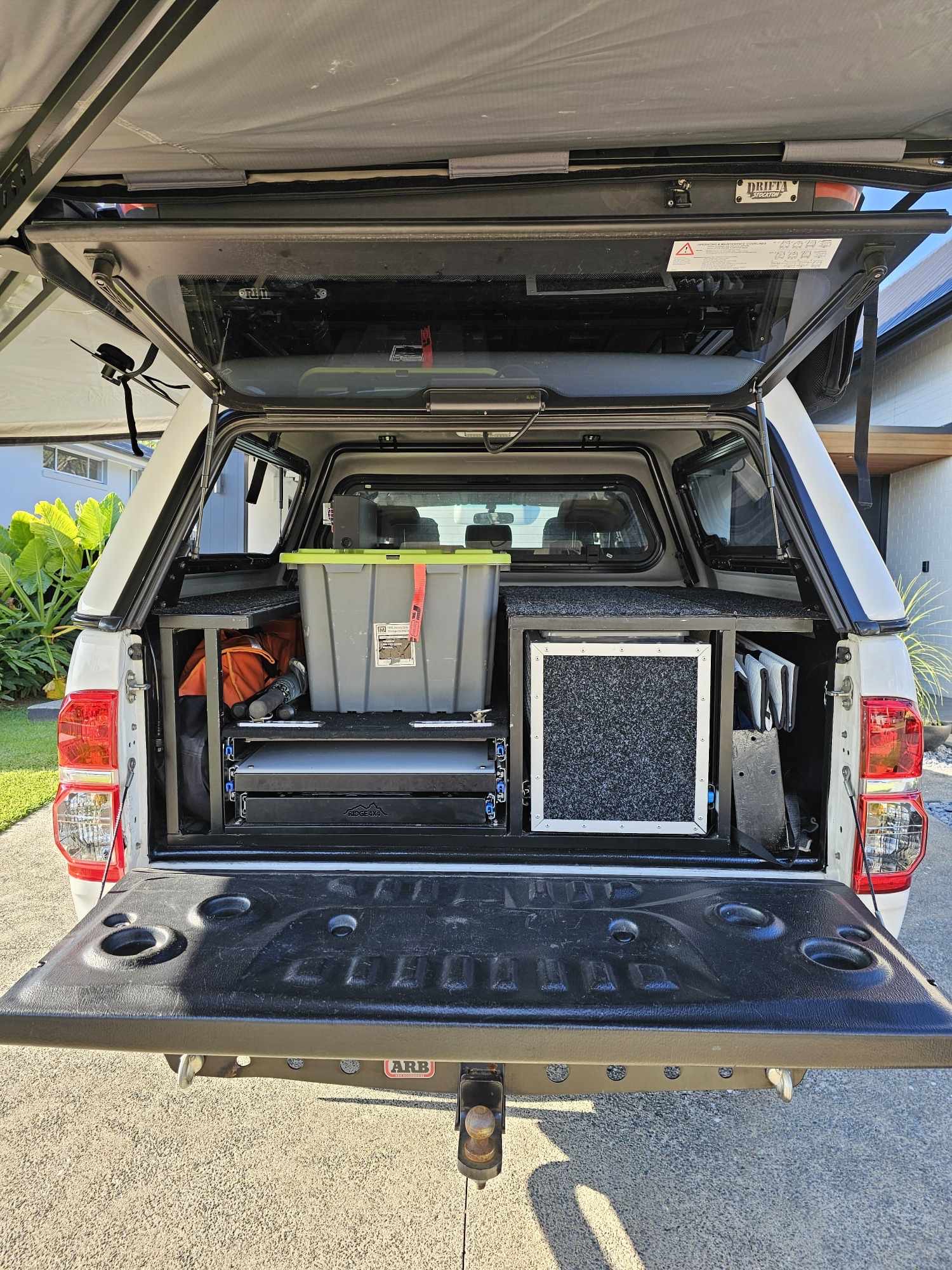 2015 TOYOTA HILUX GGN15R MY14 SR5 5 SP AUTOMATIC DUAL CAB P/UP