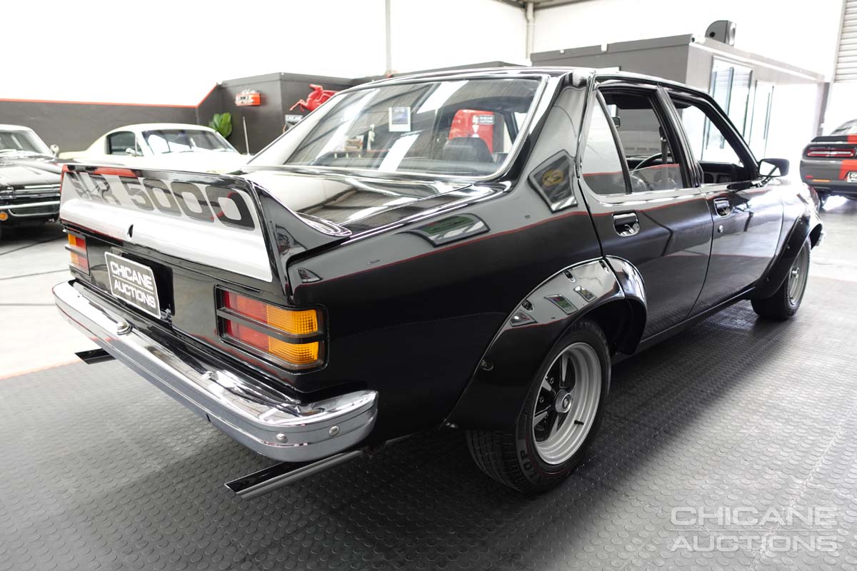 1977 HOLDEN TORANA SL/R 5000 A9X 4 SP MANUAL 4D SEDAN