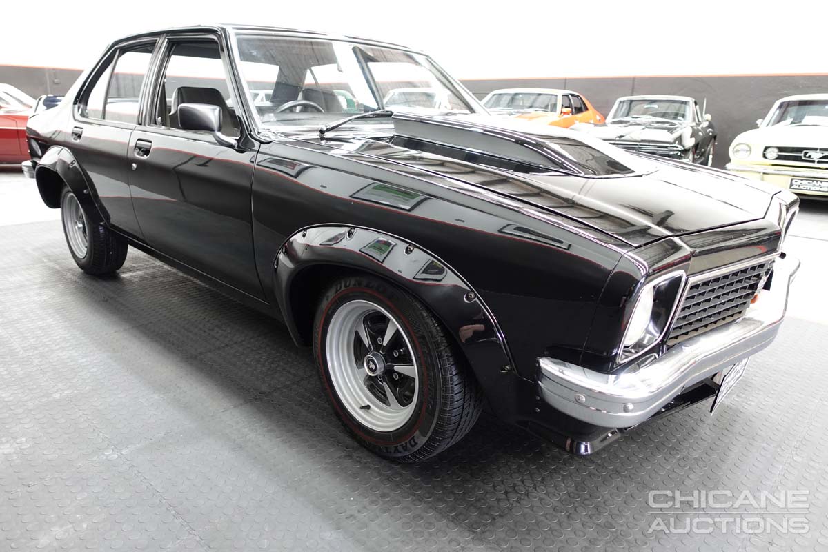 1977 HOLDEN TORANA SL/R 5000 A9X 4 SP MANUAL 4D SEDAN