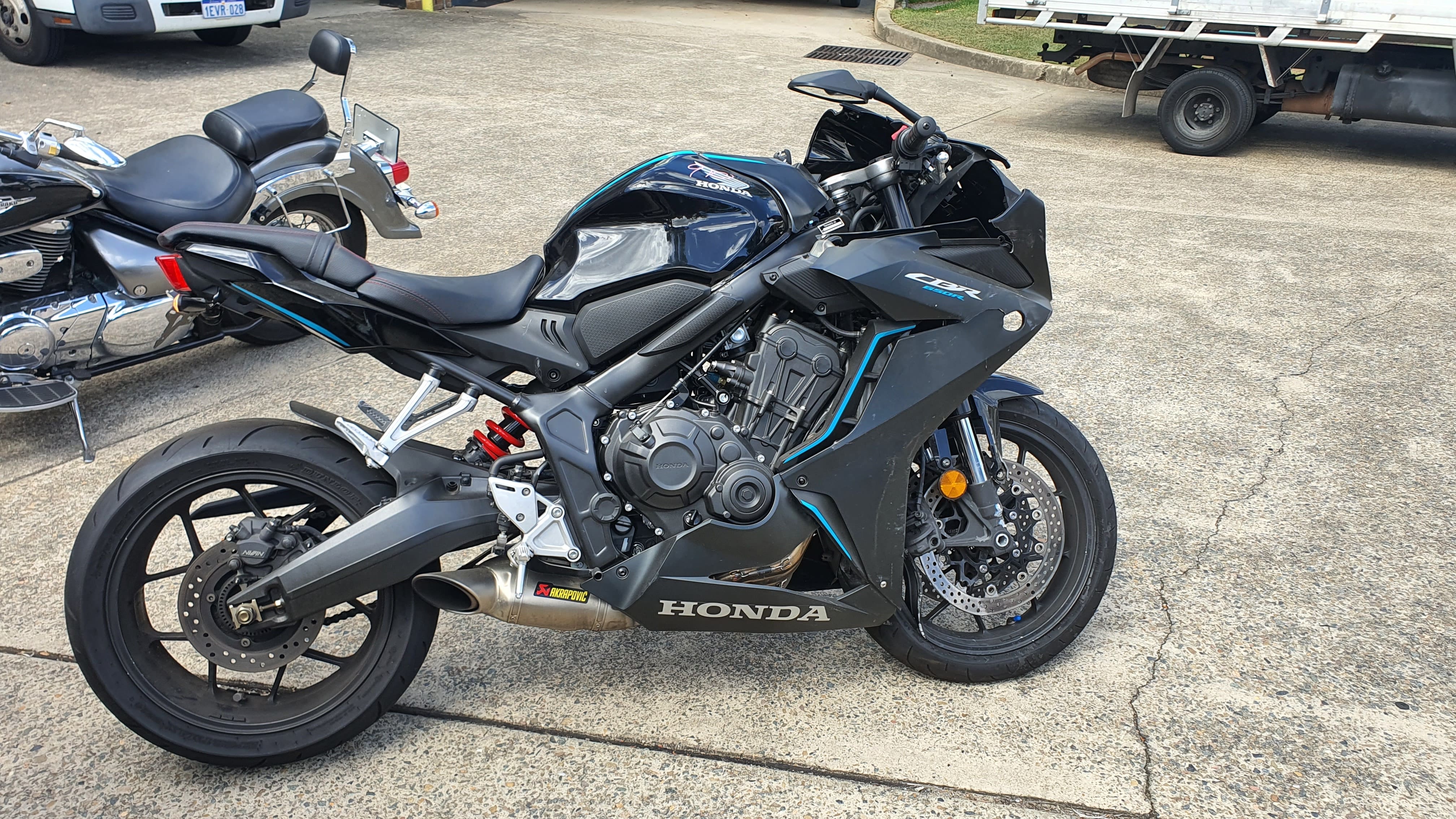 02/2023 HONDA CBR650R SPORTS
