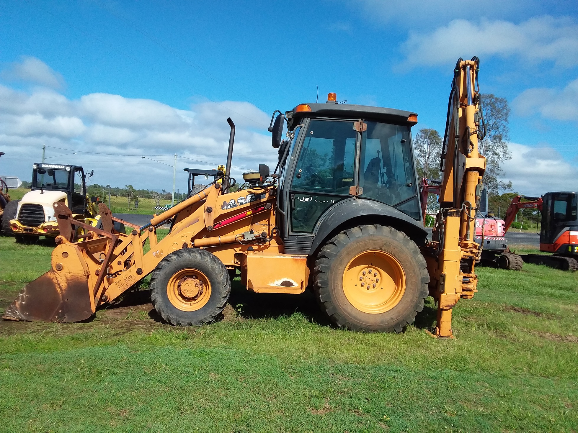 2005 CASE 580SR 4X4 CAB BACKHOE