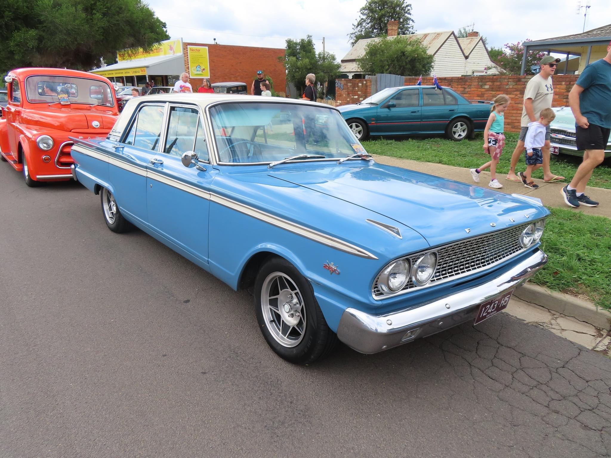 1963 FORD FAIRLANE COMPACT SEDAN