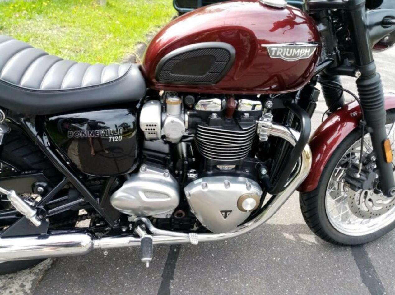 2017 TRIUMPH BONNEVILLE T120 ROAD