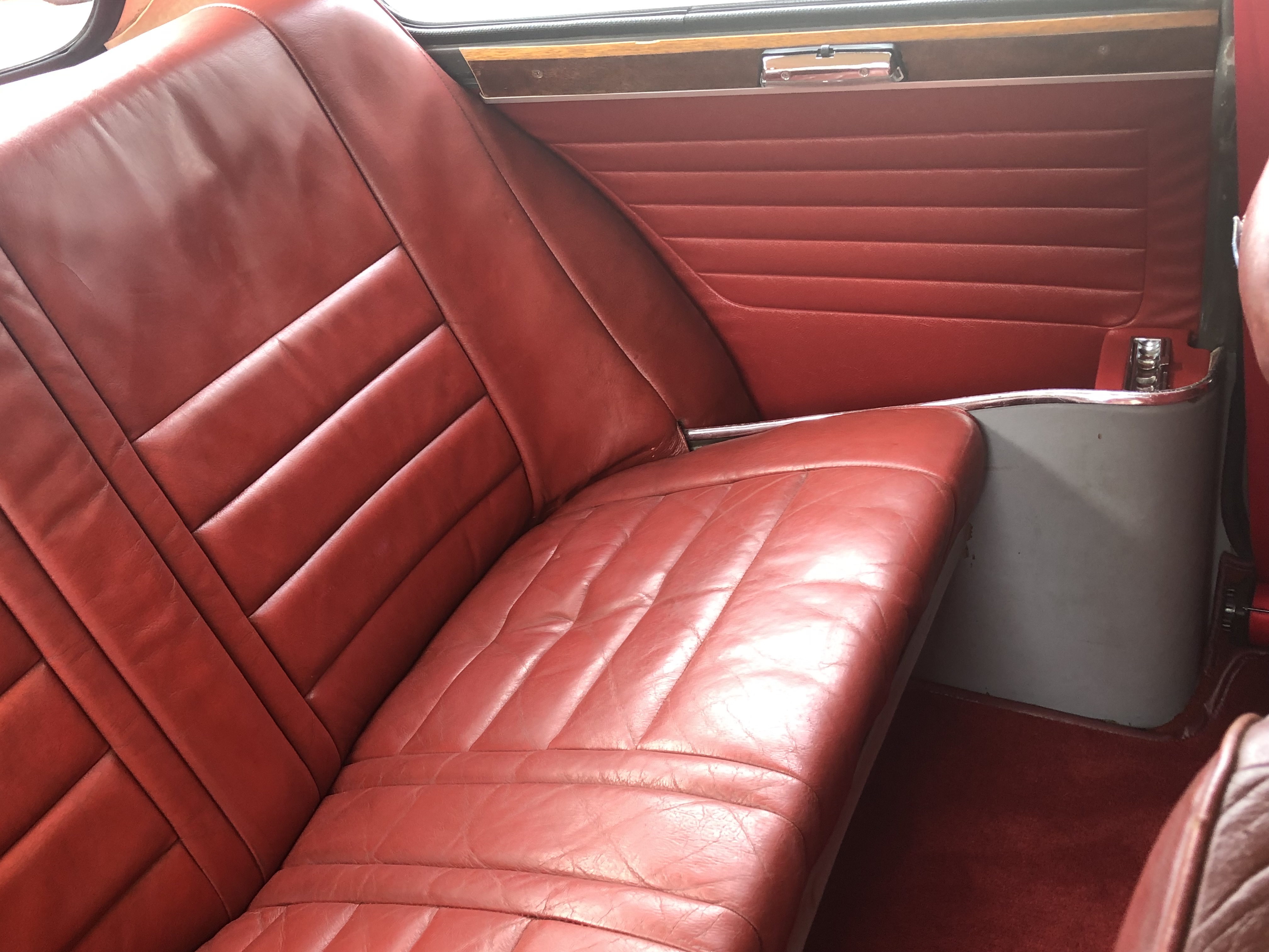 1964 MORRIS ELF Mk.2 2D SEDAN
