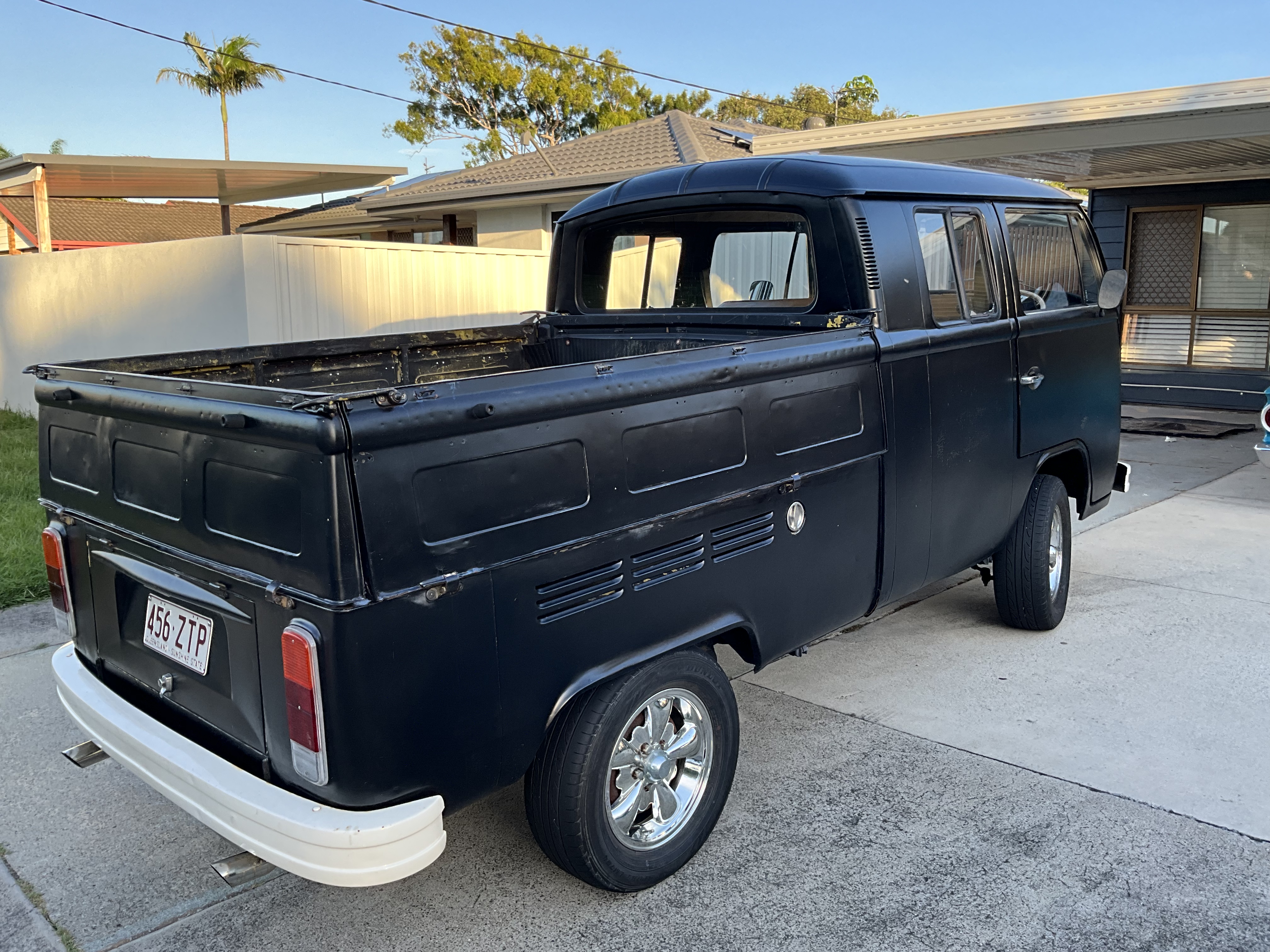 1976 VOLKSWAGEN COMBI DUAL CAB UTILITY